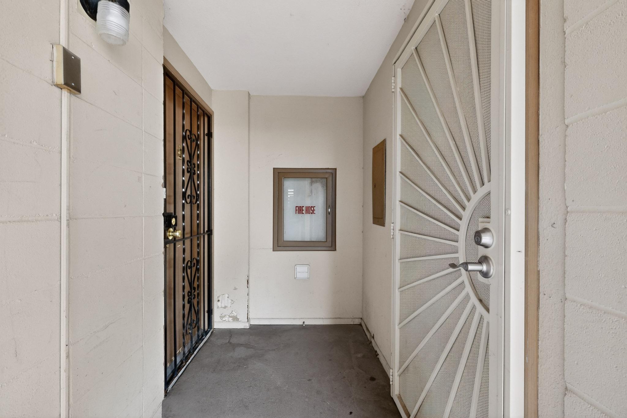 Photo 11 — 1100 Alvarado Drive SE APT 104
