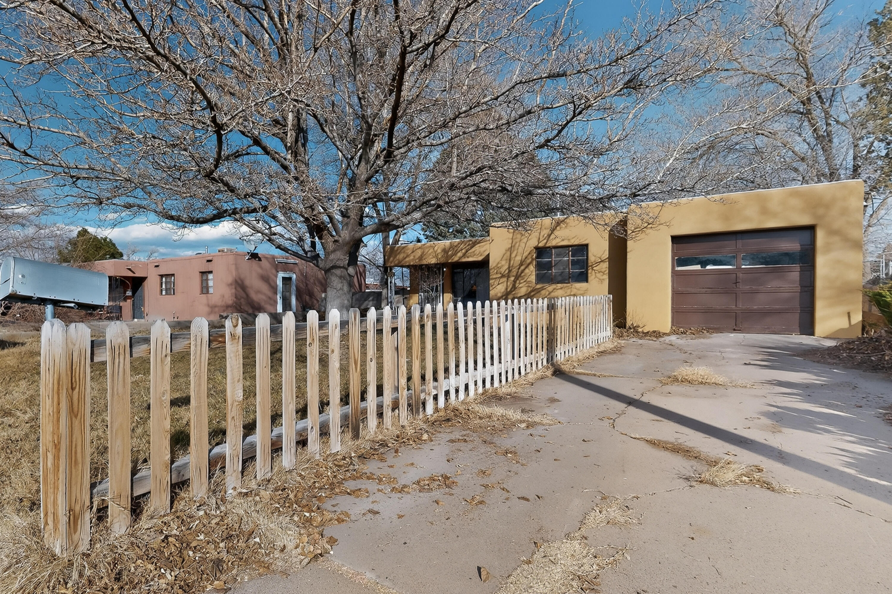 Photo 12 — 620 San Pablo Street NE