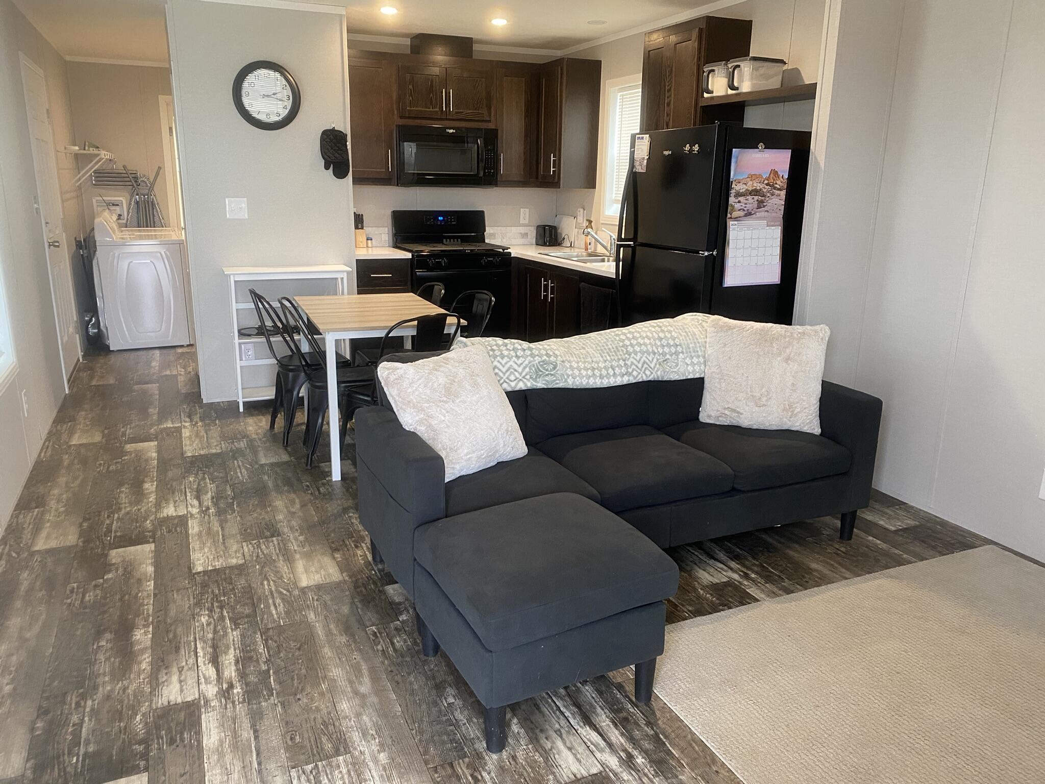 Photo 13 — 600 4th, Site 32 Street