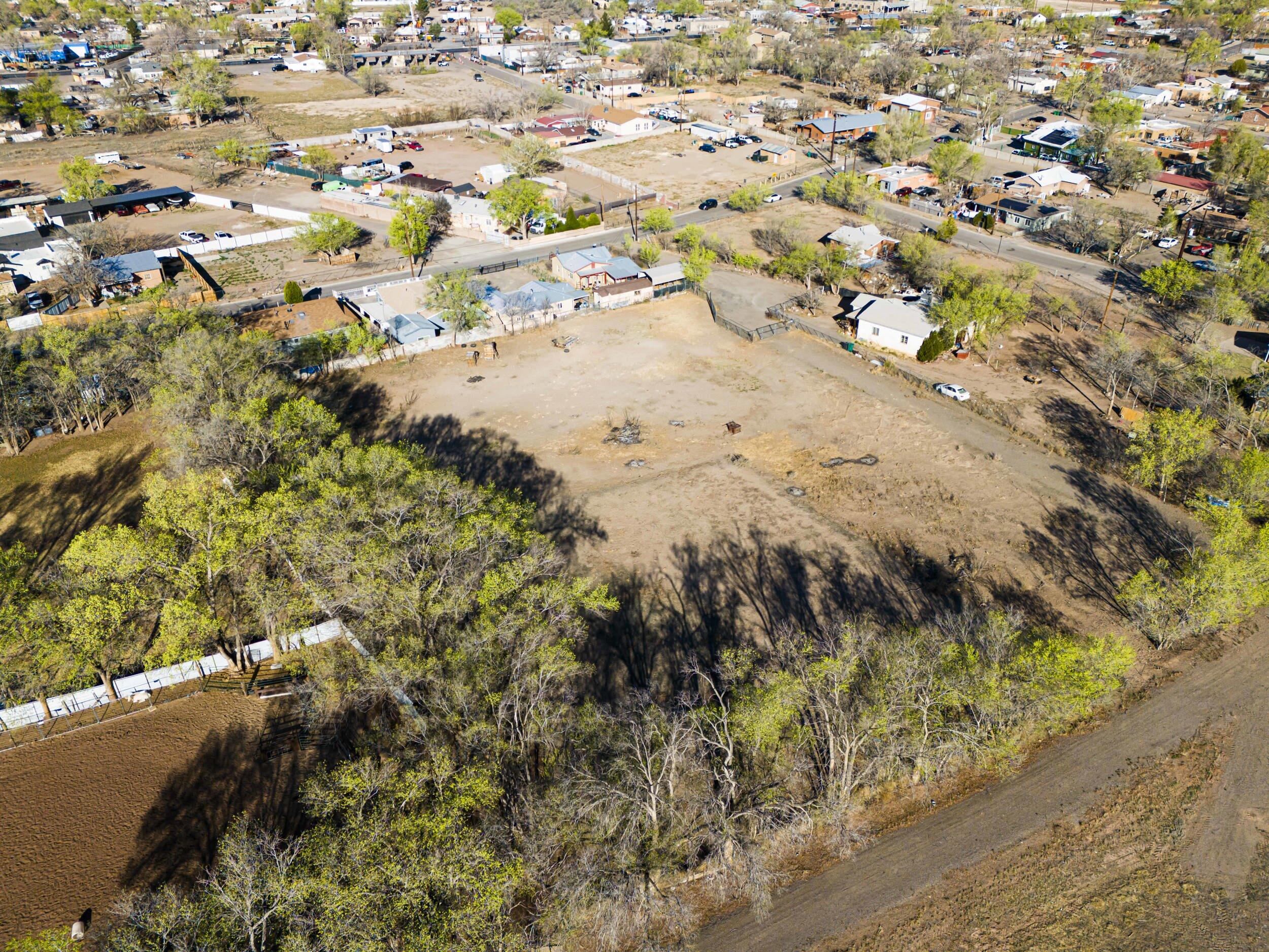 Photo 6 — 2224 Perry Road SW