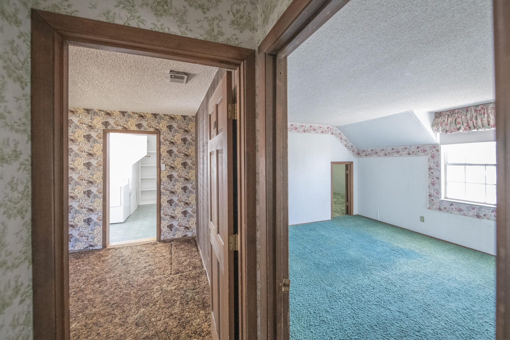 Photo 19 — 350 Applewood Road
