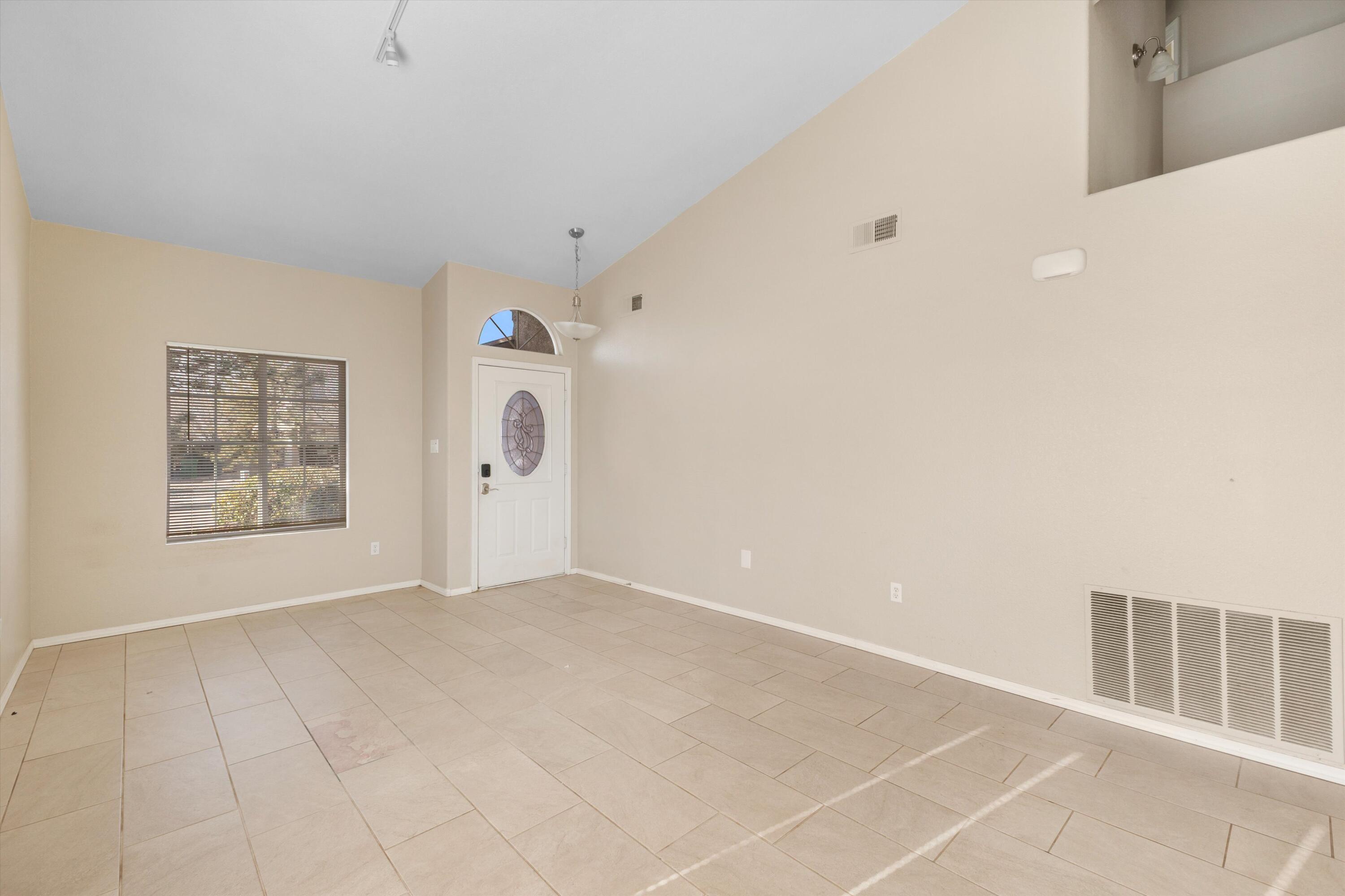 Photo 7 — 3333 Hunters Meadows Circle NE