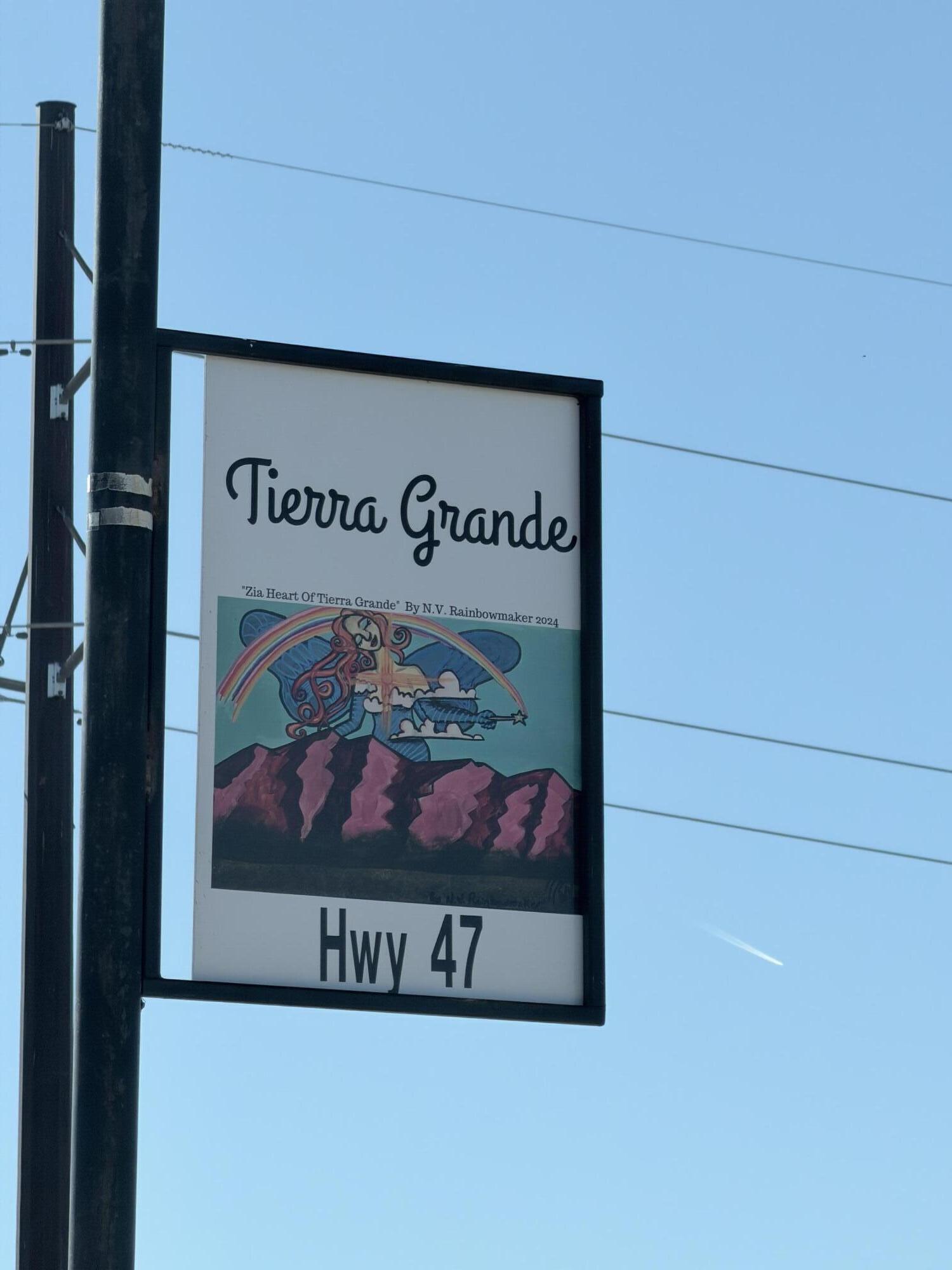 Photo 3 —  Parada Loop
