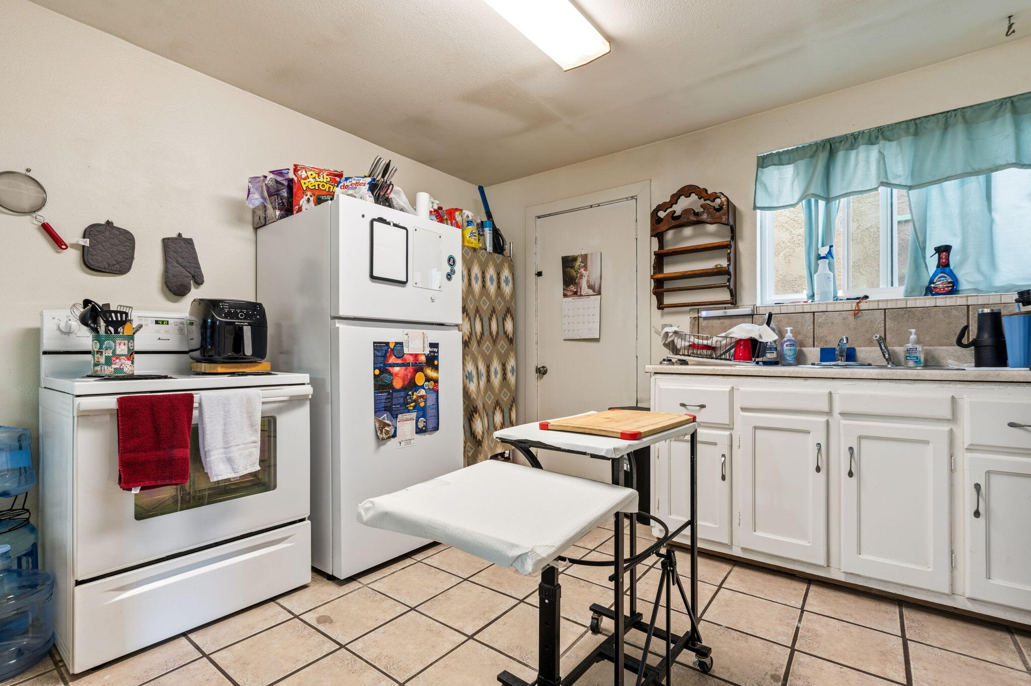 Photo 3 — 302 Fisher Avenue