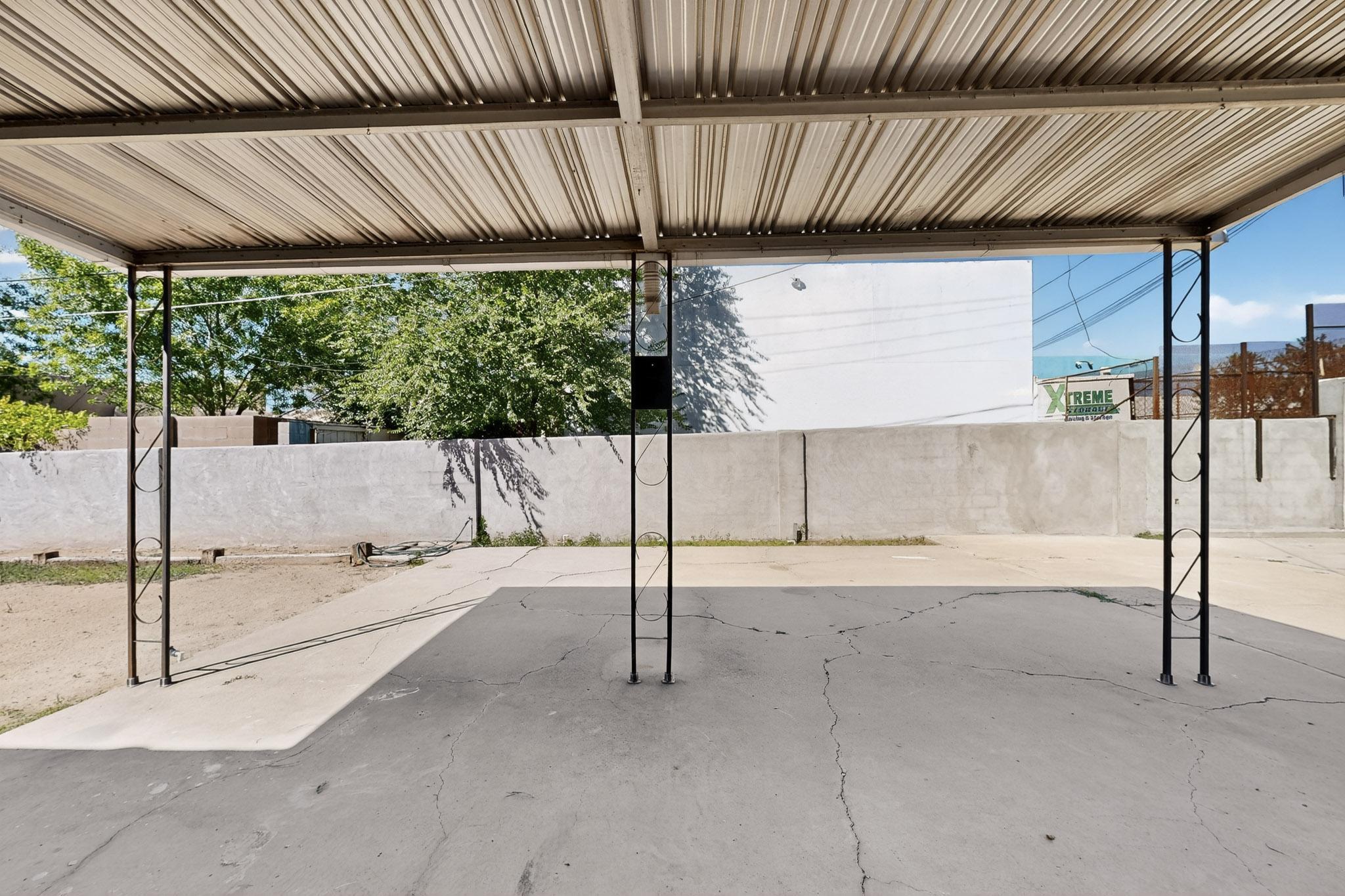 Photo 10 — 5001 Douglas Macarthur Road NE