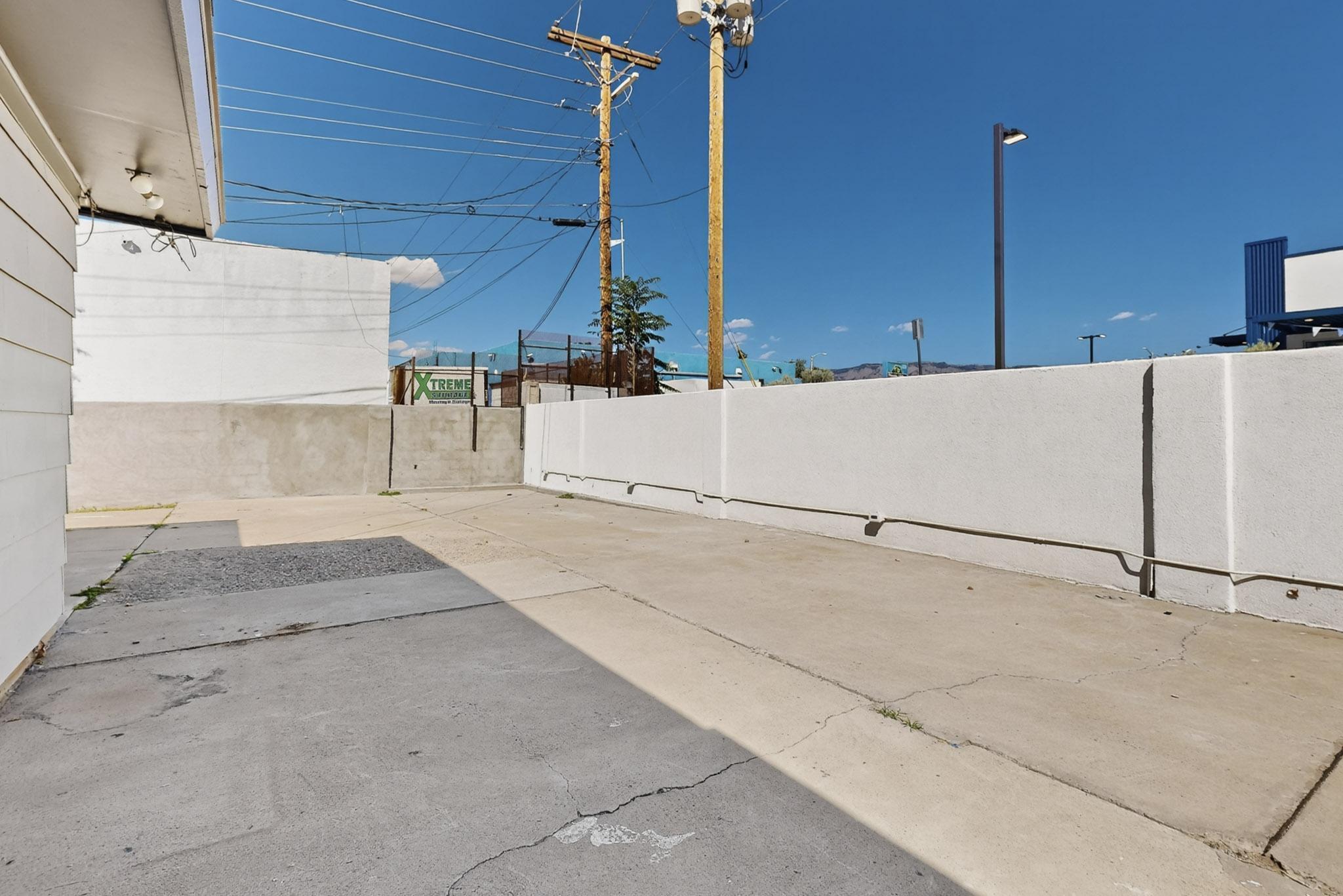 Photo 5 — 5001 Douglas Macarthur Road NE