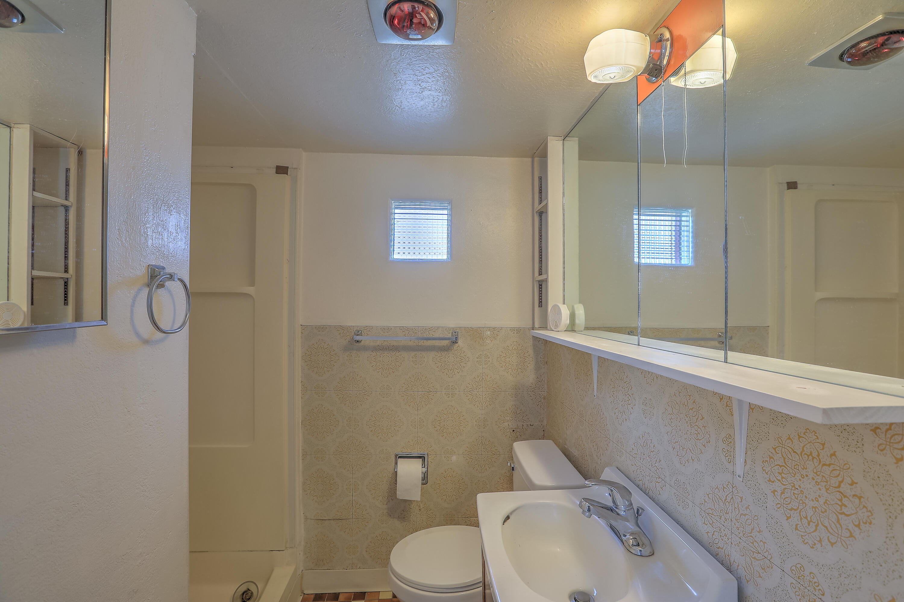 Photo 6 — 807 8th Street NW