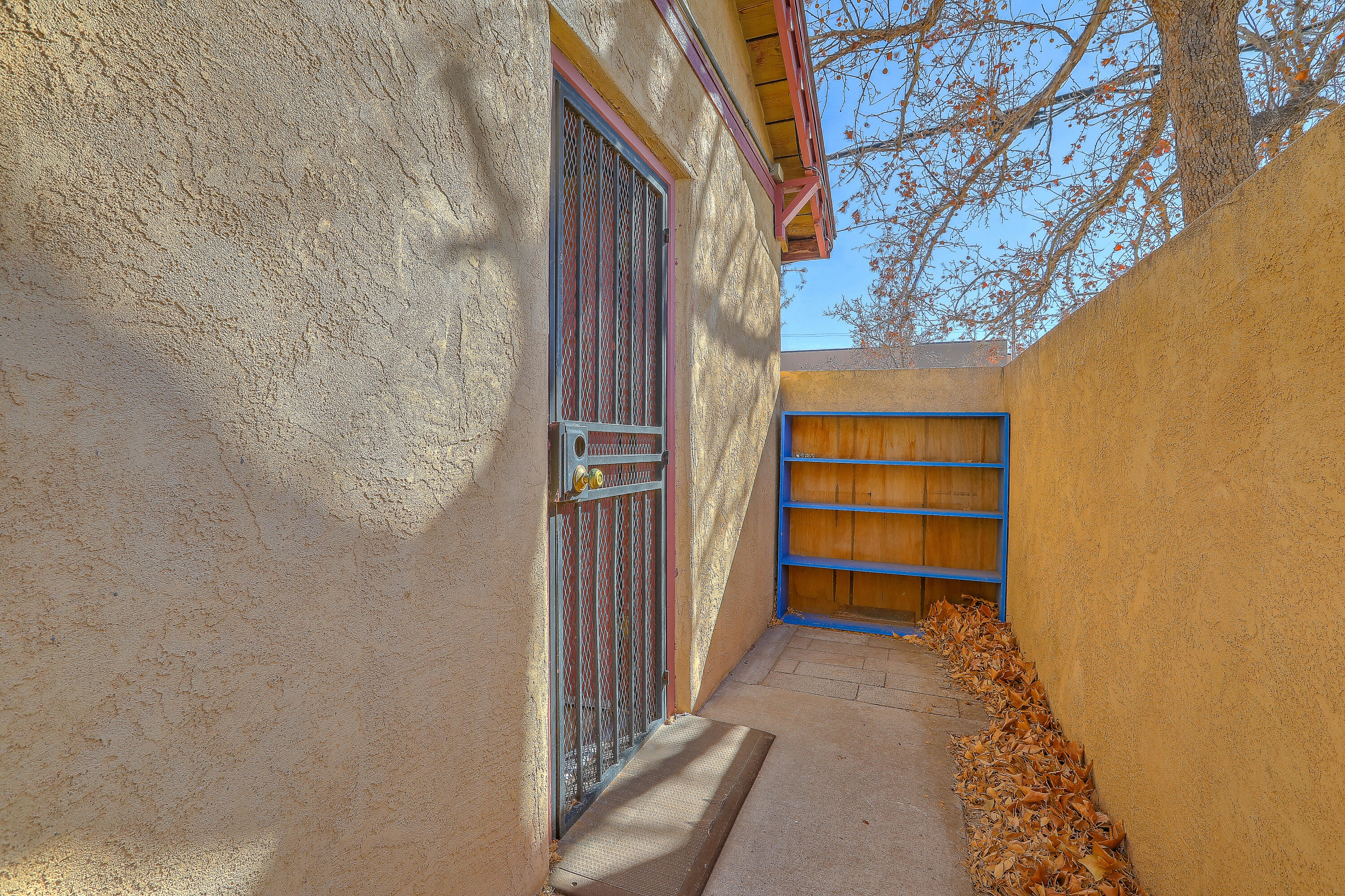 Photo 10 — 807 8th Street NW