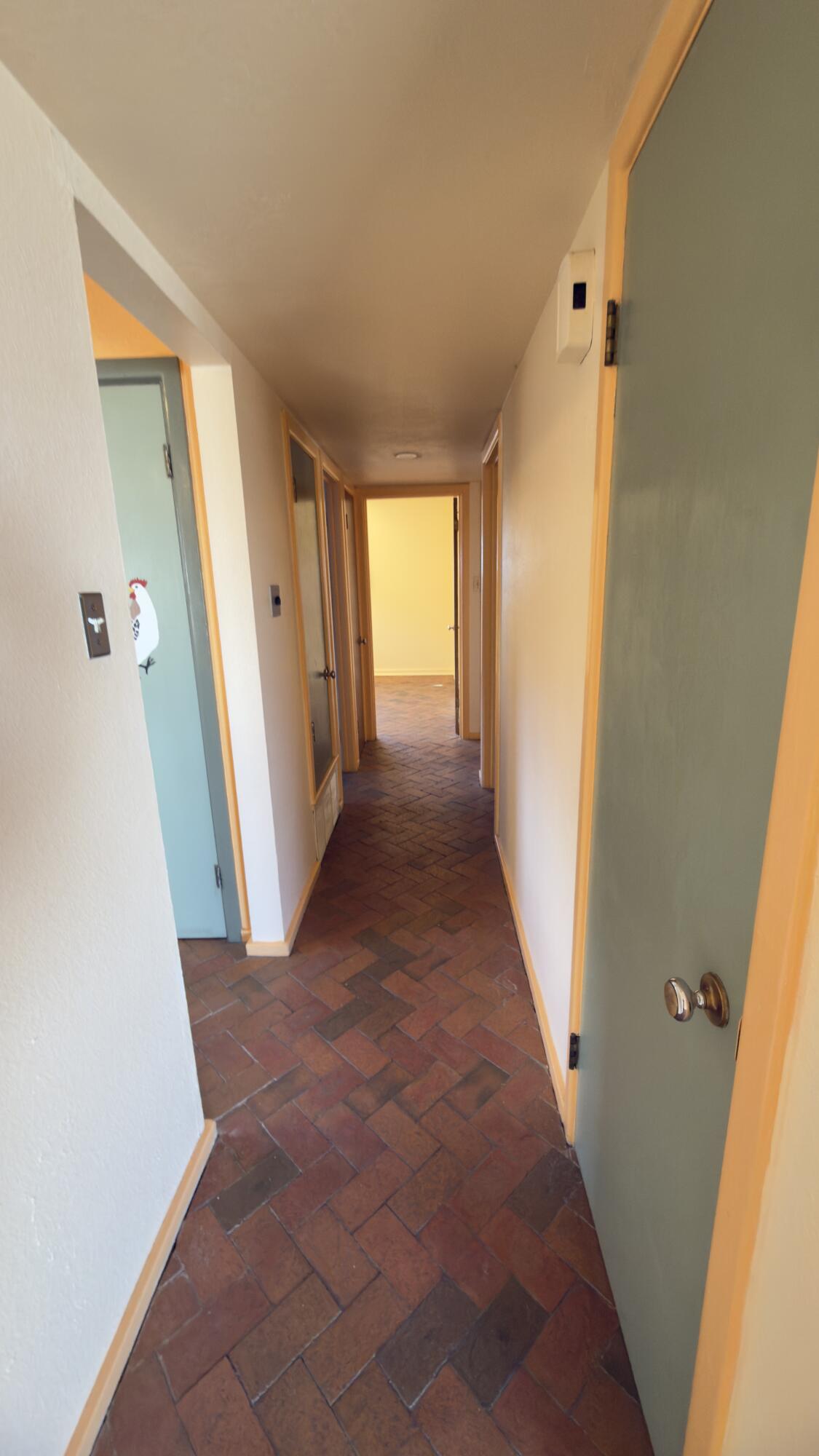 Photo 12 — 708 Caine Street