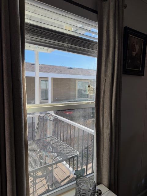 Photo 6 — 589 Horseshoe Trail SE