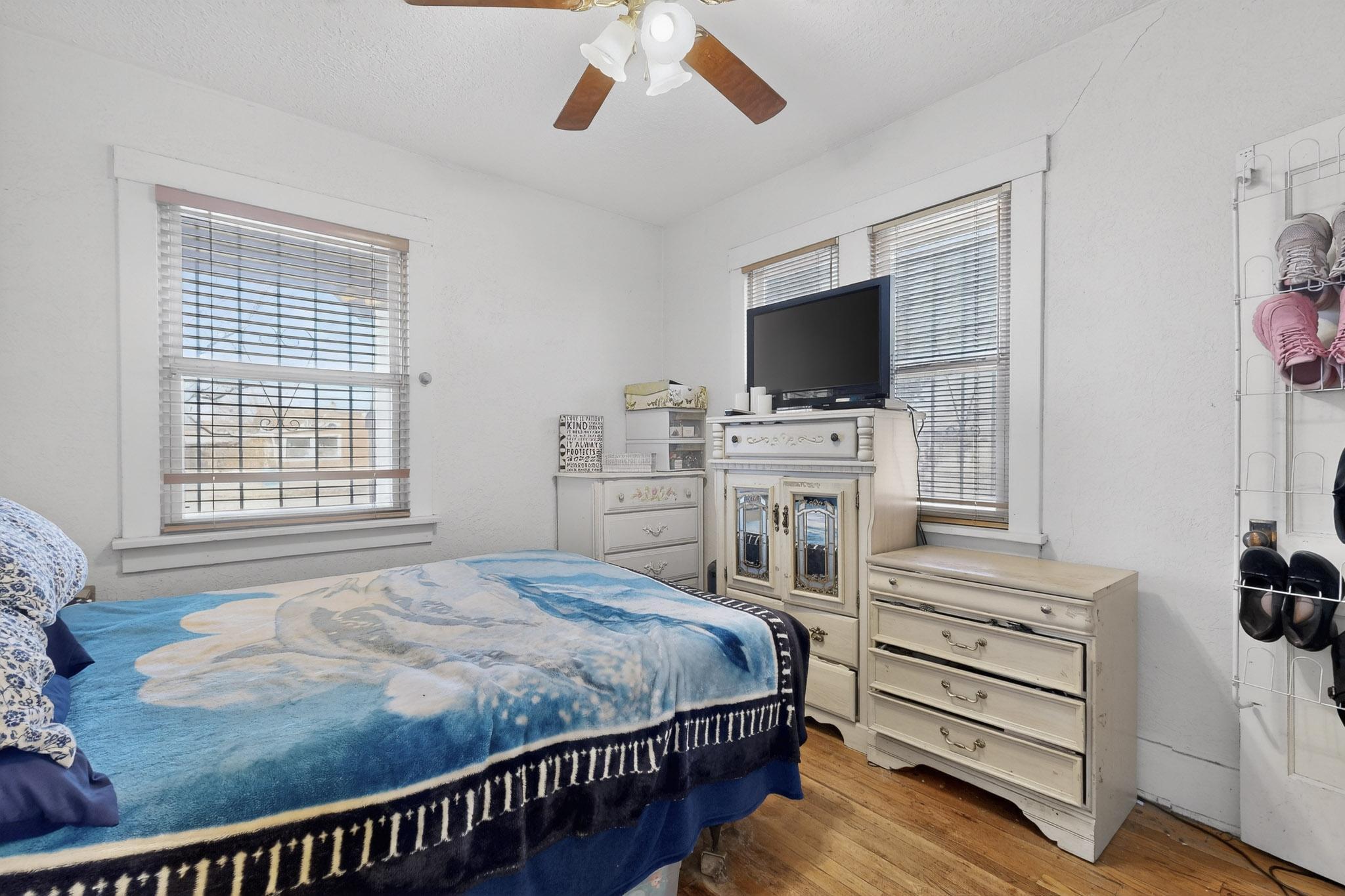 Photo 15 — 1504 6th Street NW