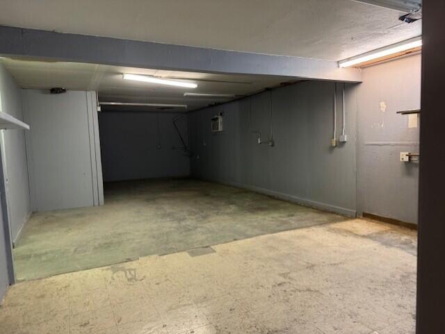 Photo 6 — 1445 NWFrontage Road