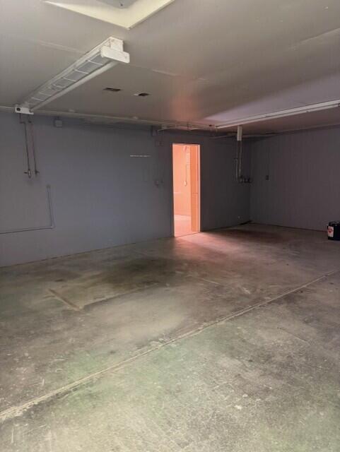 Photo 5 — 1445 NWFrontage Road