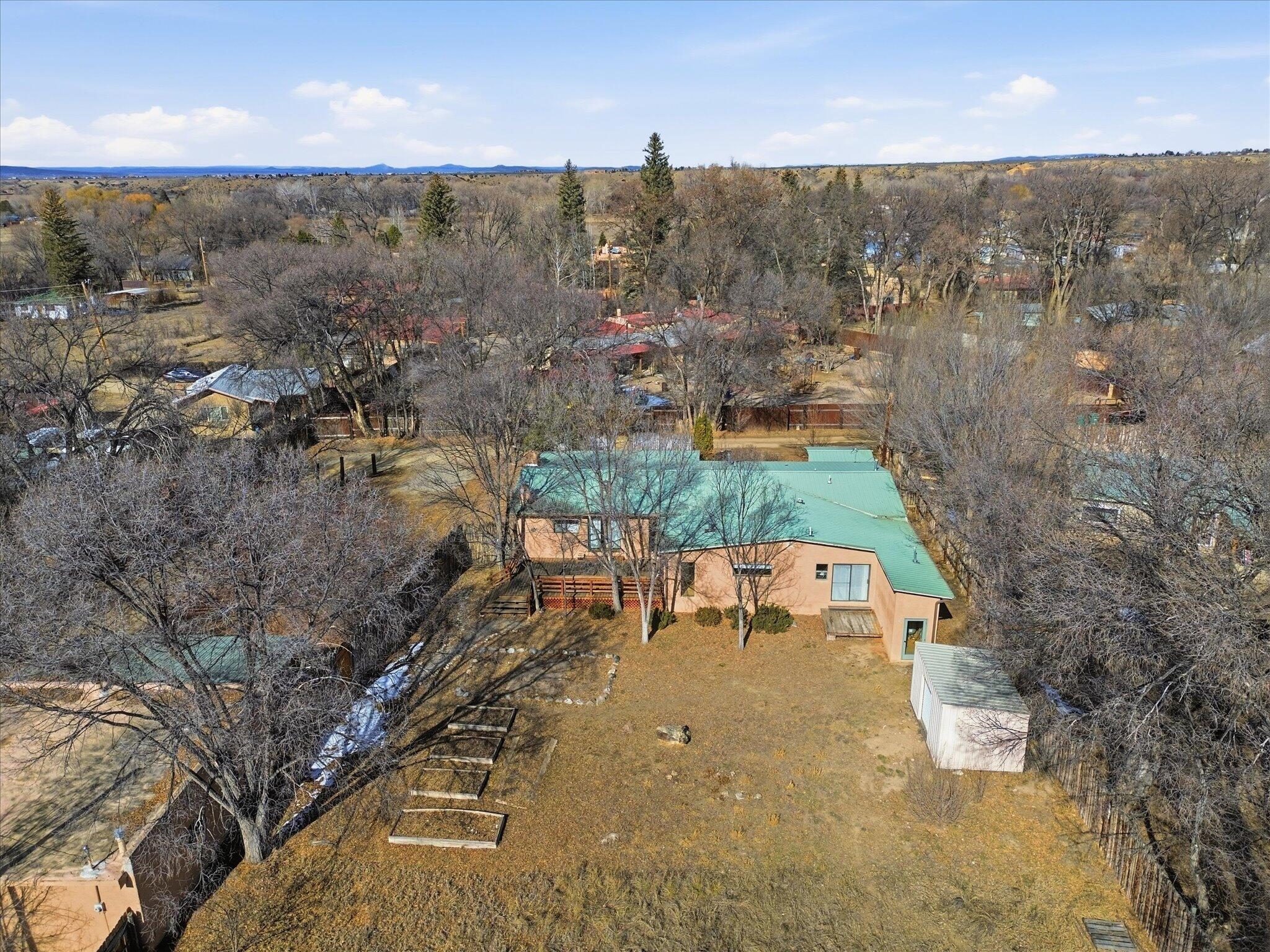 Photo 7 — 104 Guthrie Lane A & B