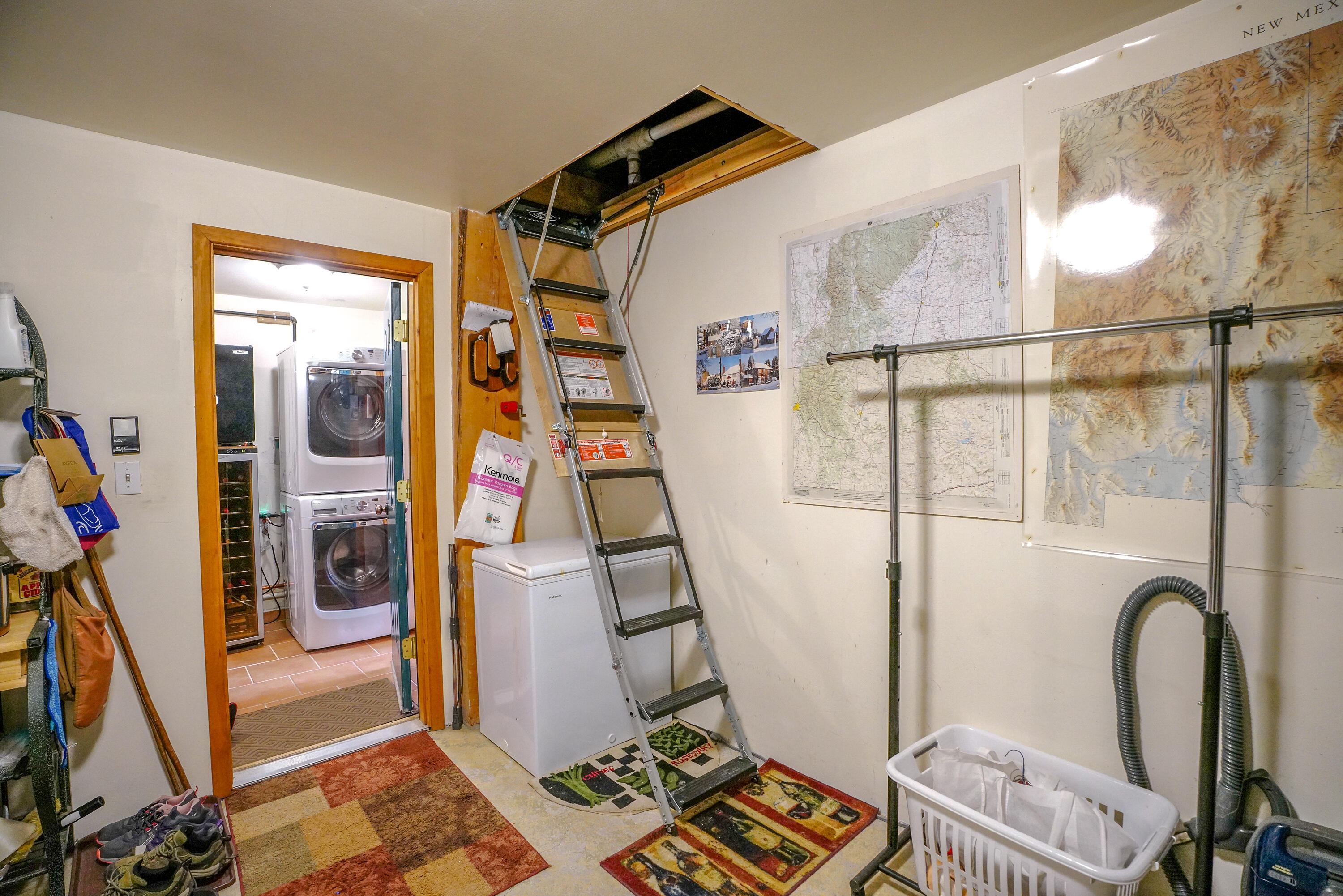 Photo 17 — 525 La Lomita Road H