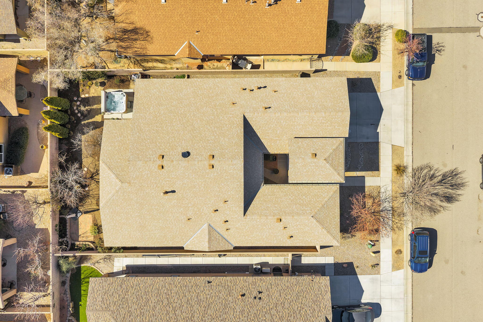 Photo 4 — 301 Zuni River Circle SW