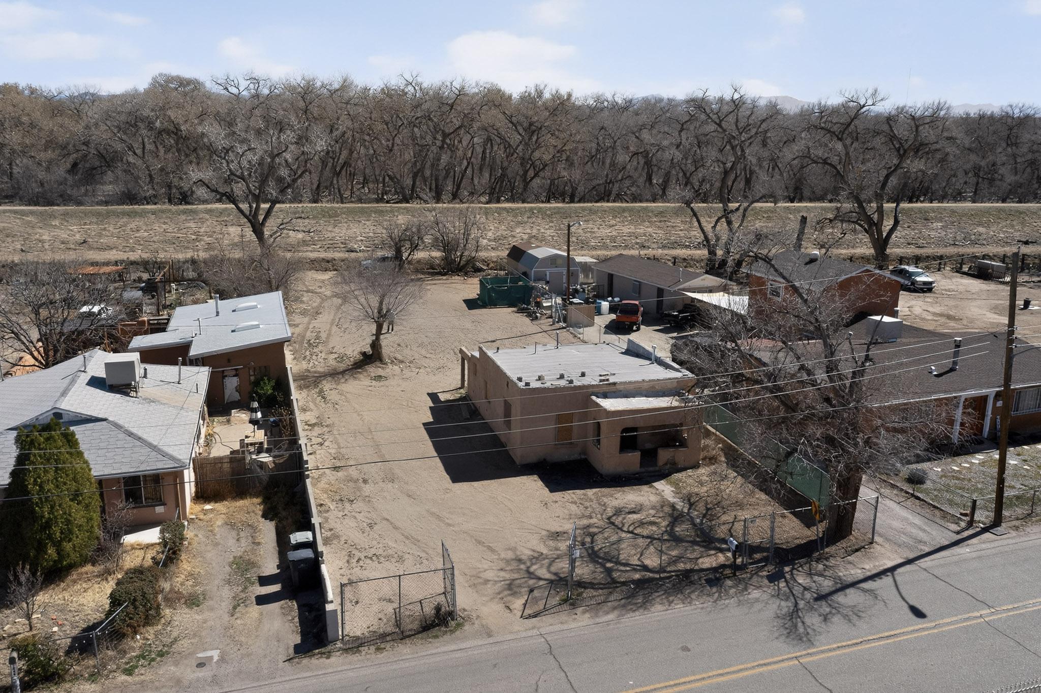 1650 La Vega Drive SW, Albuquerque, NM 87105