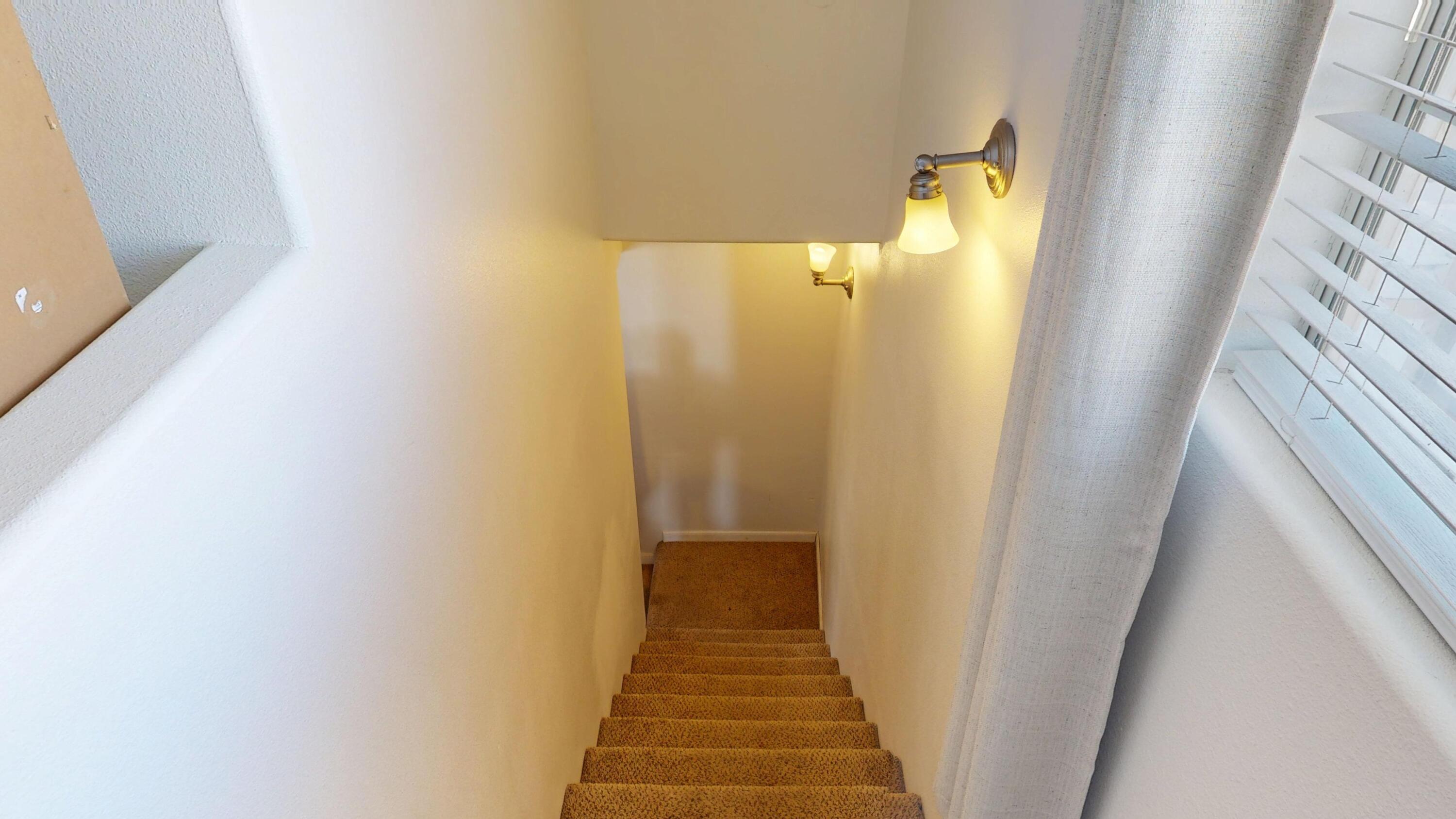 Photo 19 — 1808 William Street SE