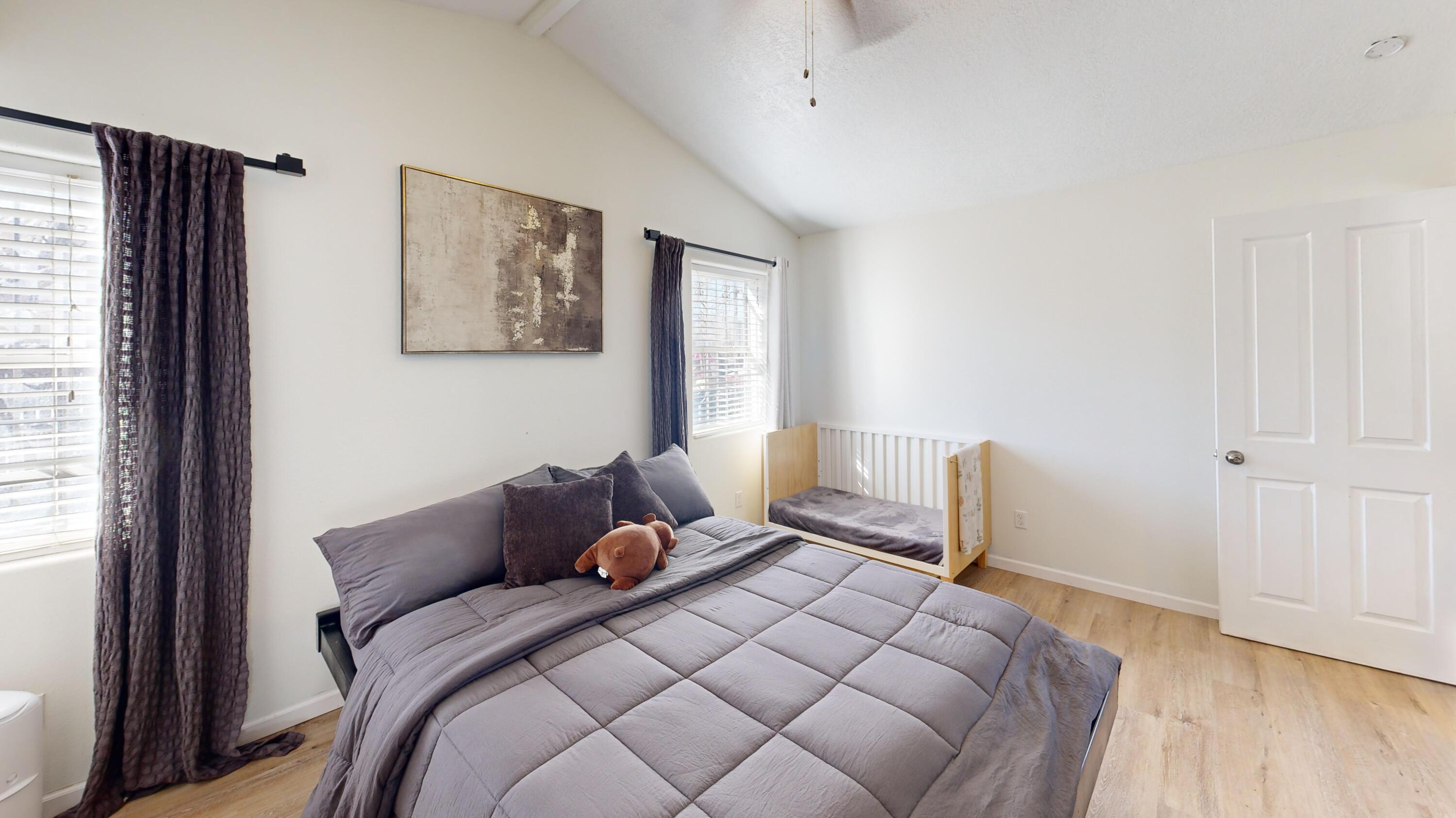 Photo 14 — 1808 William Street SE