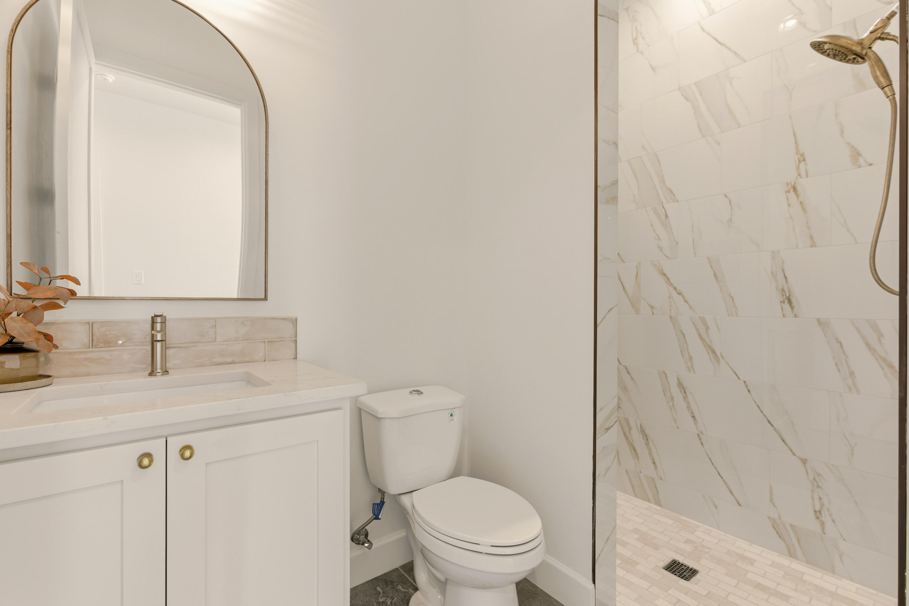 Photo 3 — 1008 22nd Street NW
