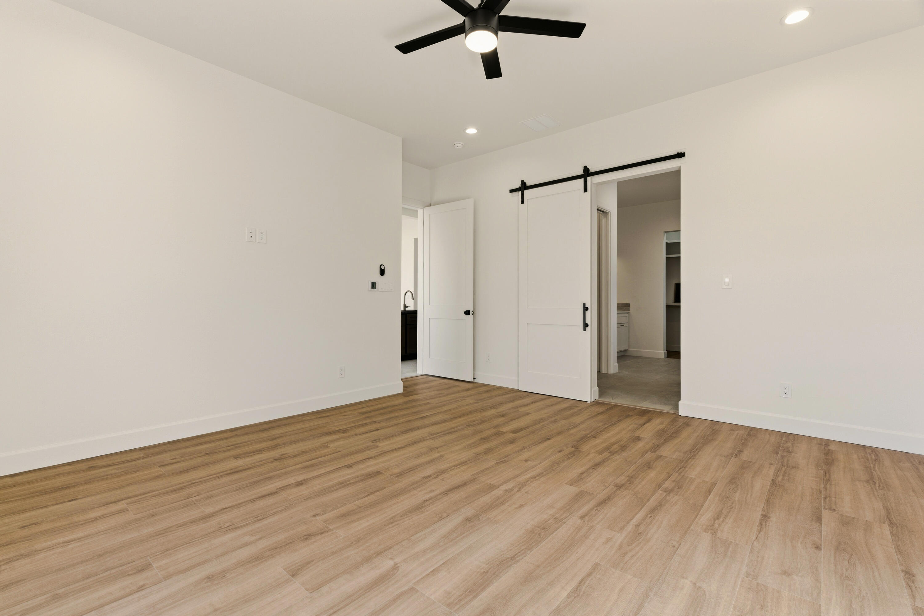 Photo 7 — 1008 22nd Street NW