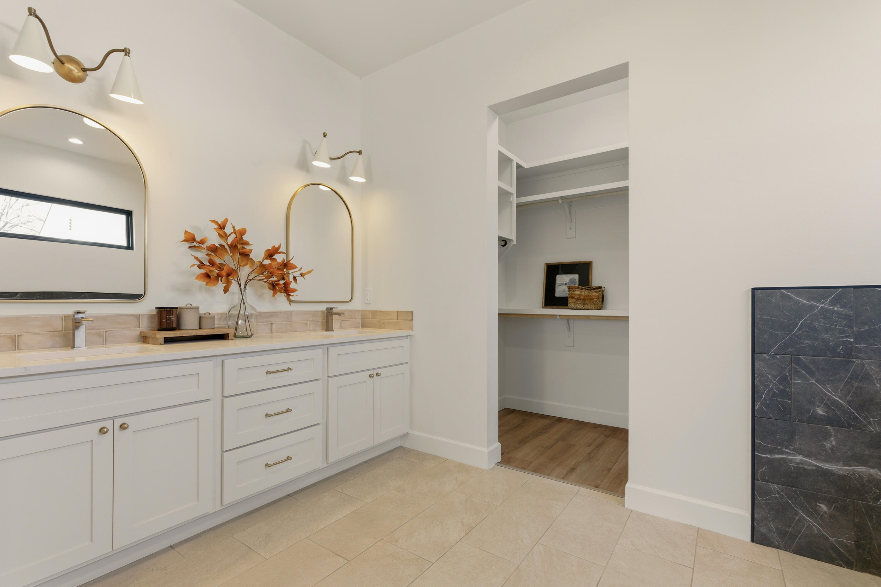 Photo 8 — 1008 22nd Street NW
