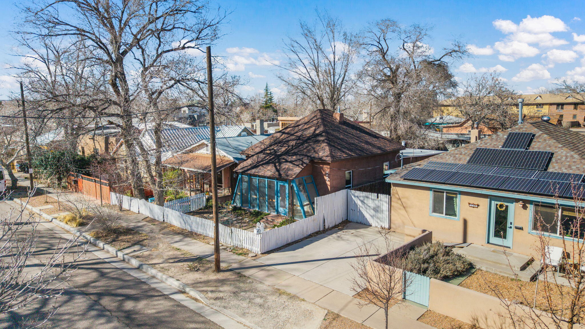 1305 Marble Avenue NW