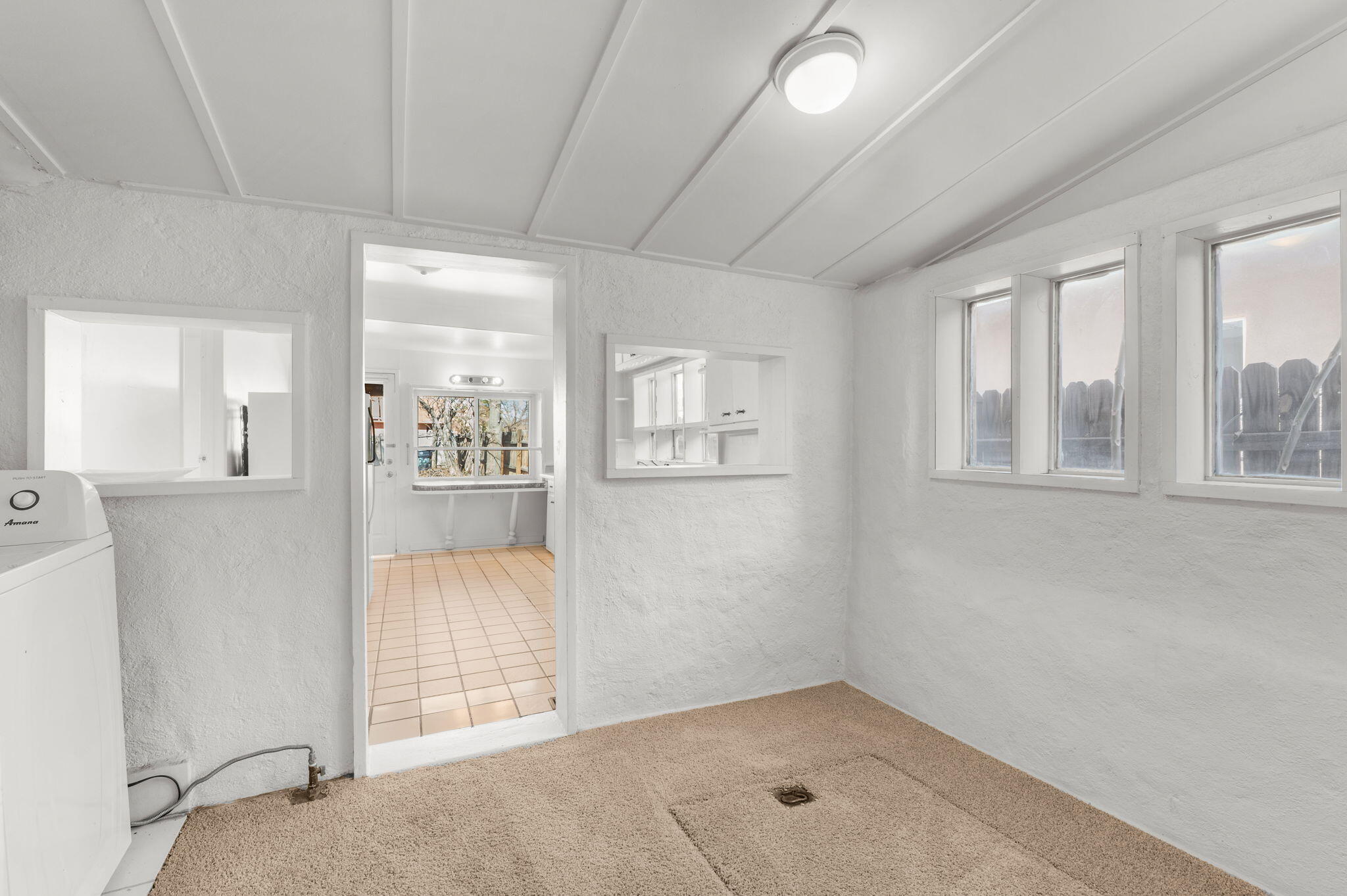 Photo 11 — 1305 Marble Avenue NW