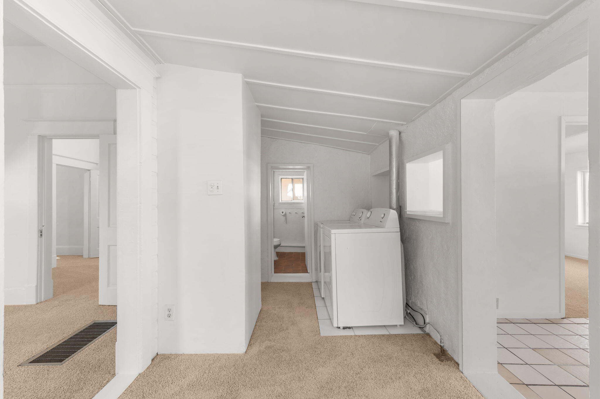 Photo 12 — 1305 Marble Avenue NW