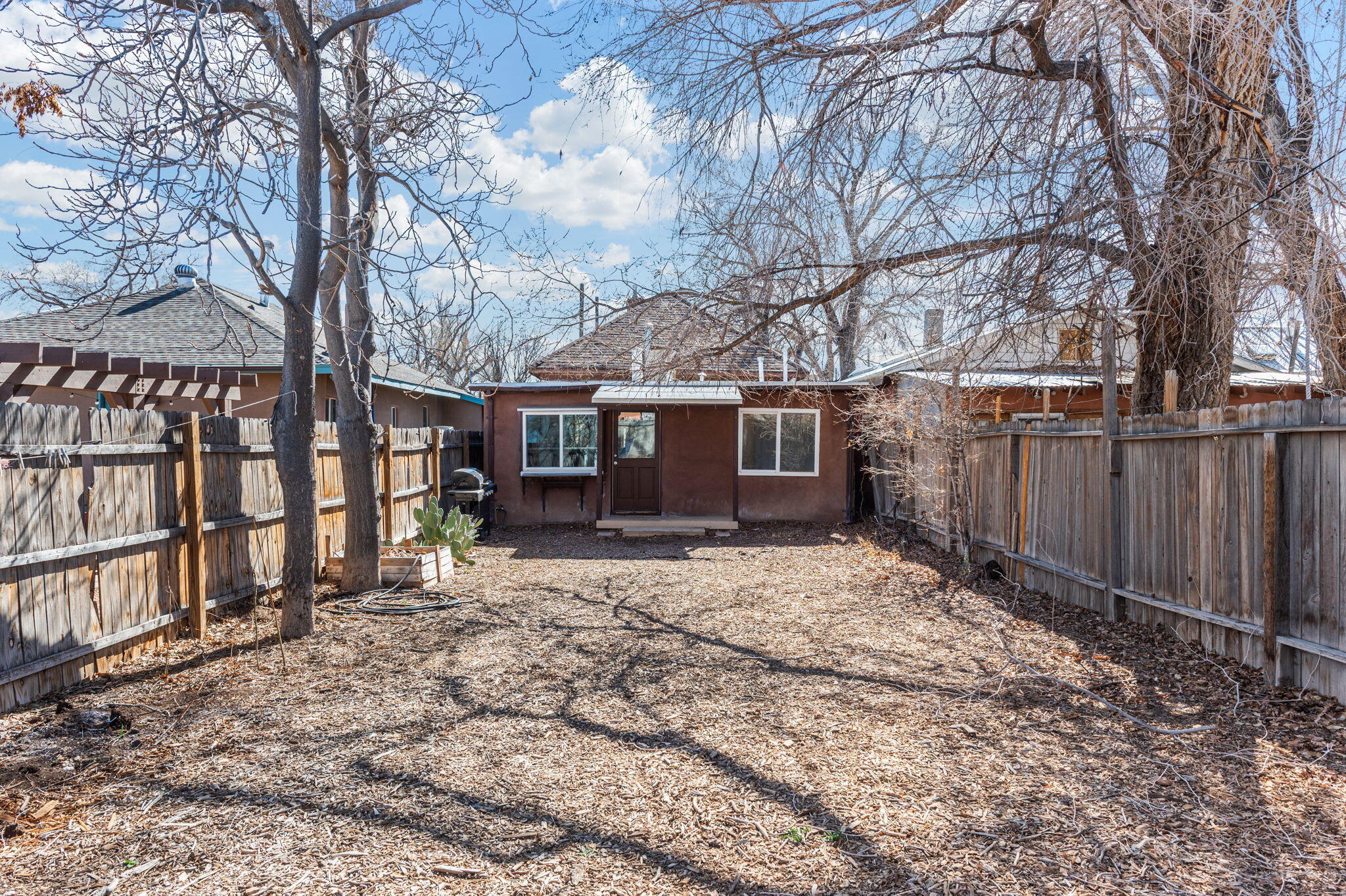 Photo 9 — 1305 Marble Avenue NW