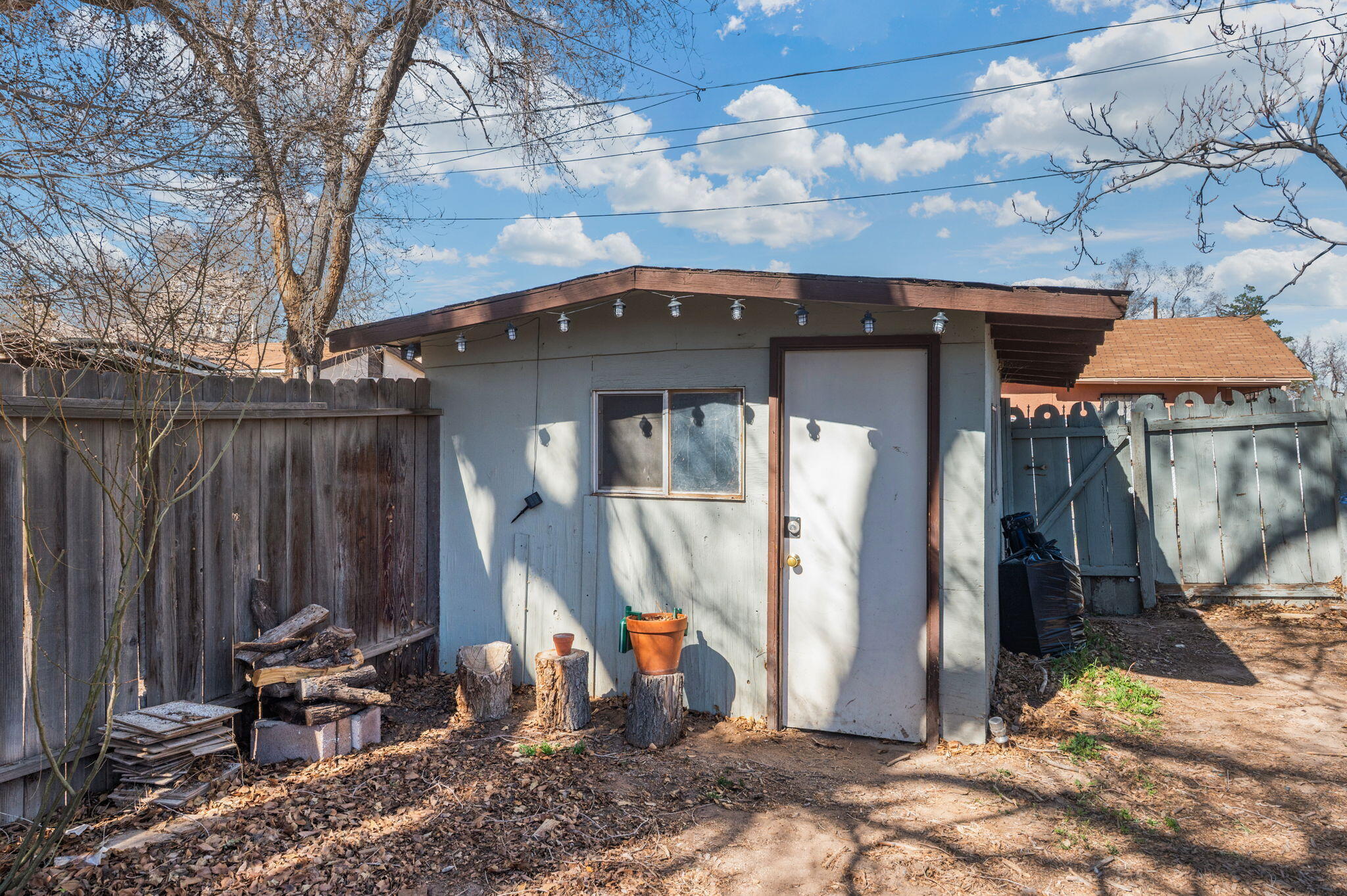 Photo 2 — 1305 Marble Avenue NW