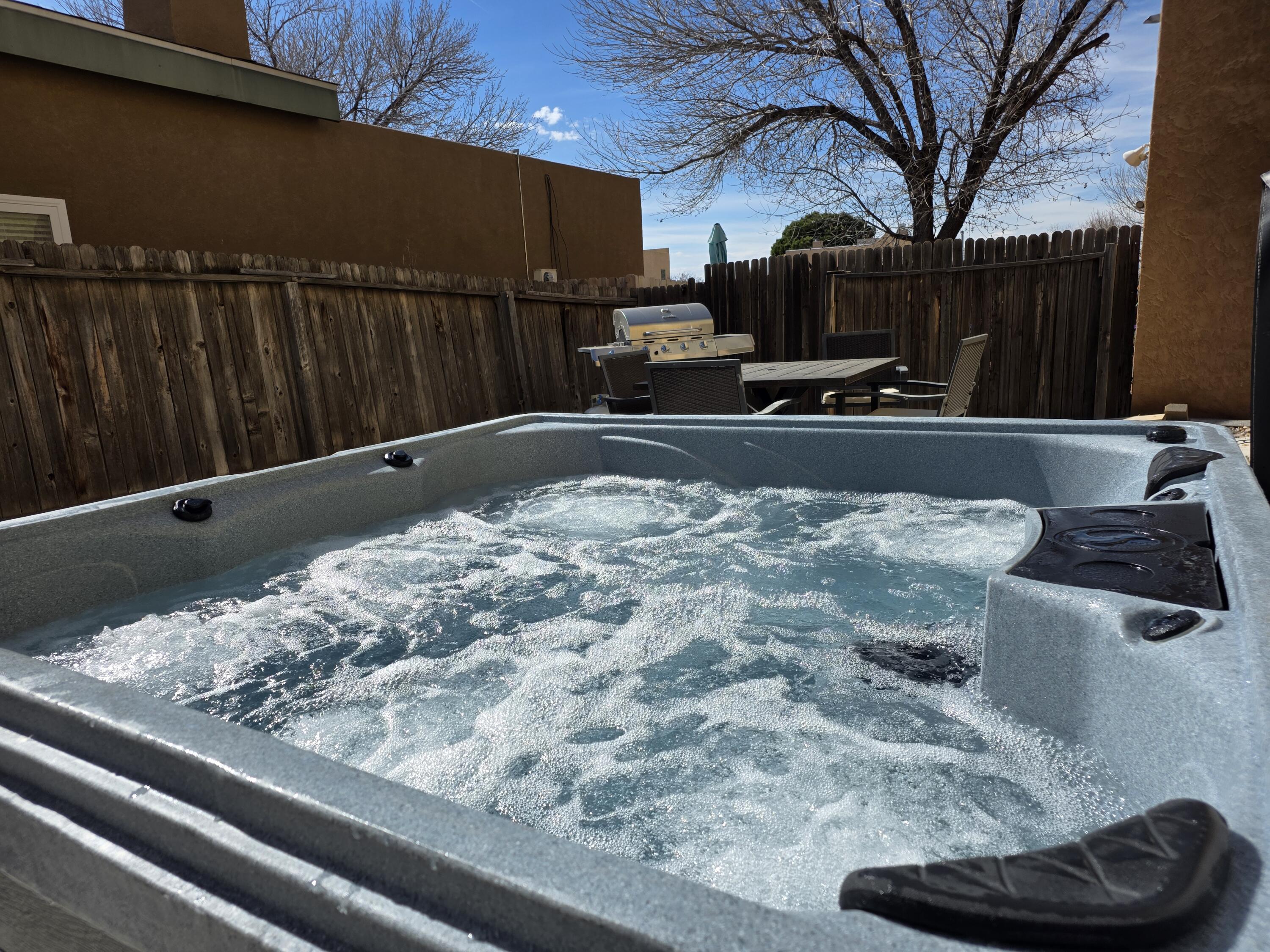 Photo 2 — 7312 Bobwhite Lane NE