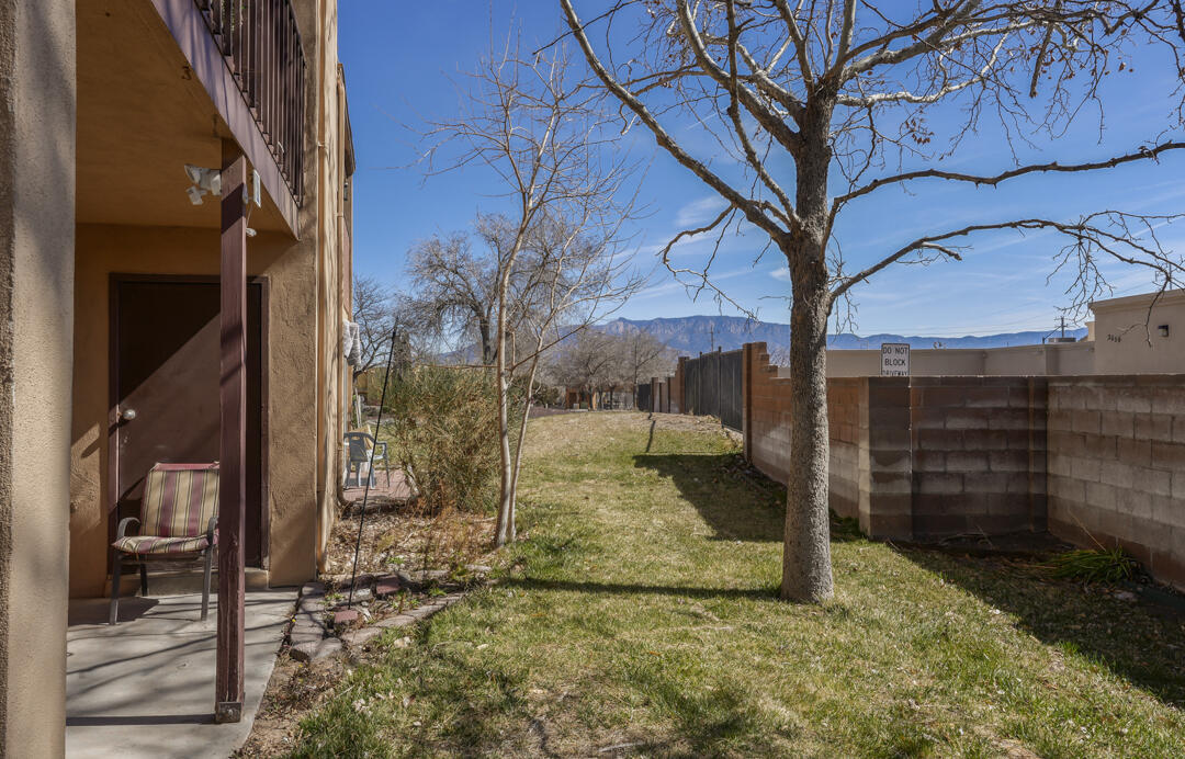 Photo 12 — 901 Country Club Drive SE APT D