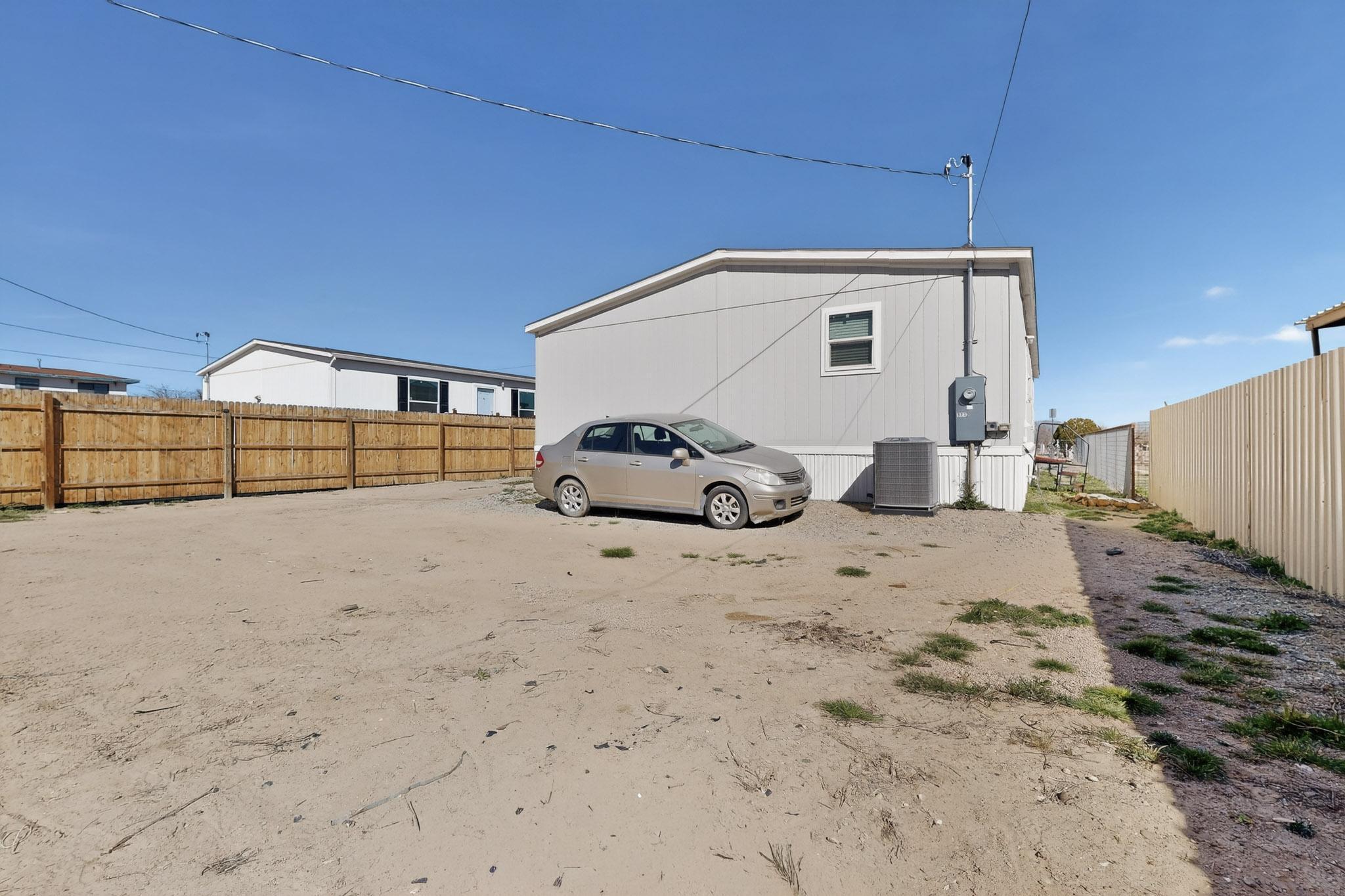 Photo 14 — 1117 W Delgado Avenue