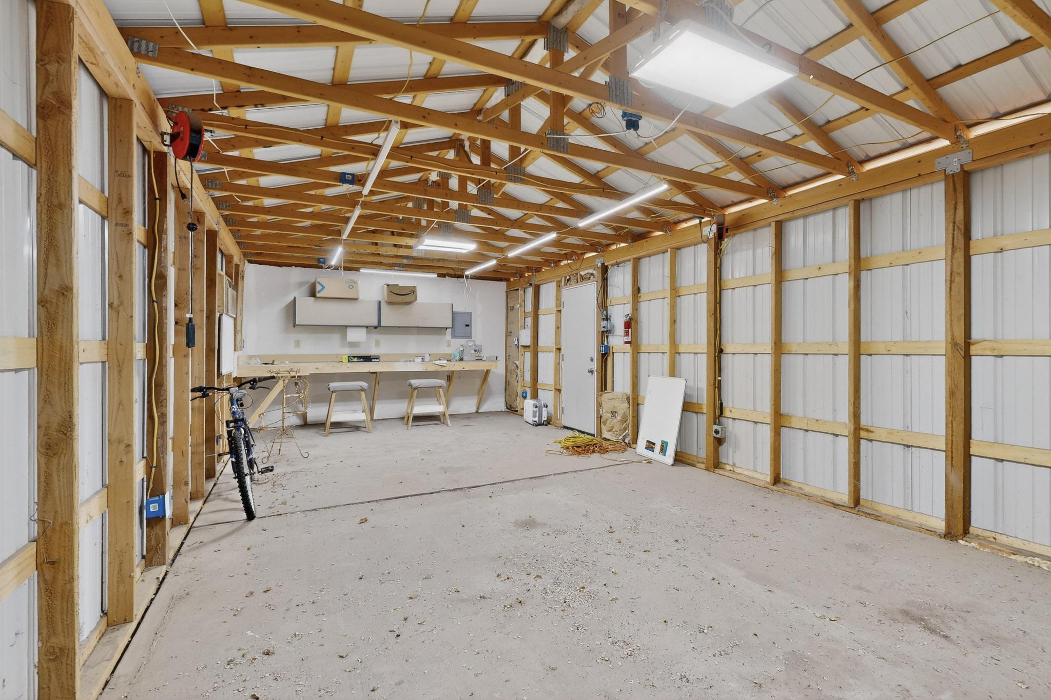 Photo 8 — 6500 Martin Court NE