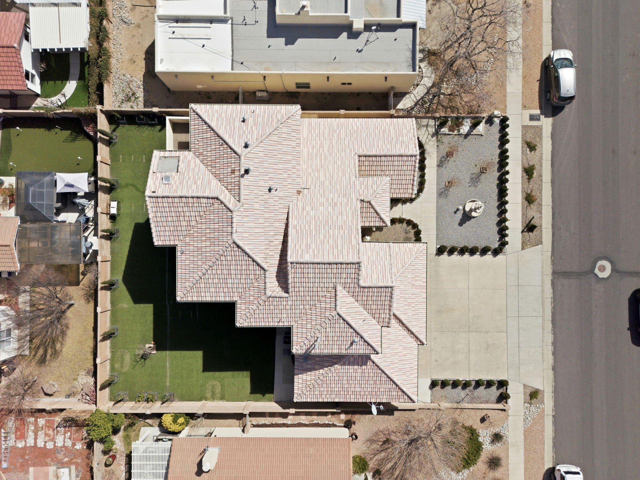 Photo 11 — 4613 Cactus Avenue NW