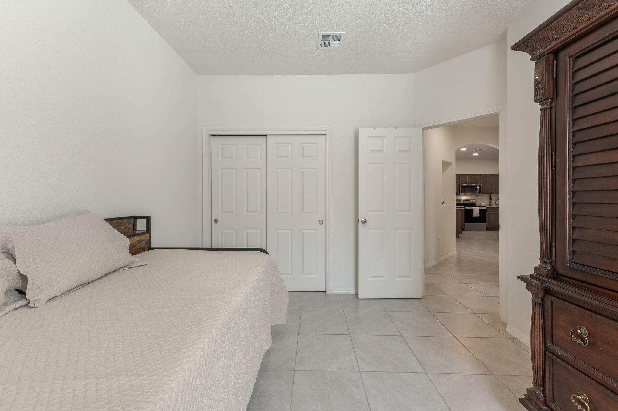 Photo 4 — 1825 Tesoro Loop NW