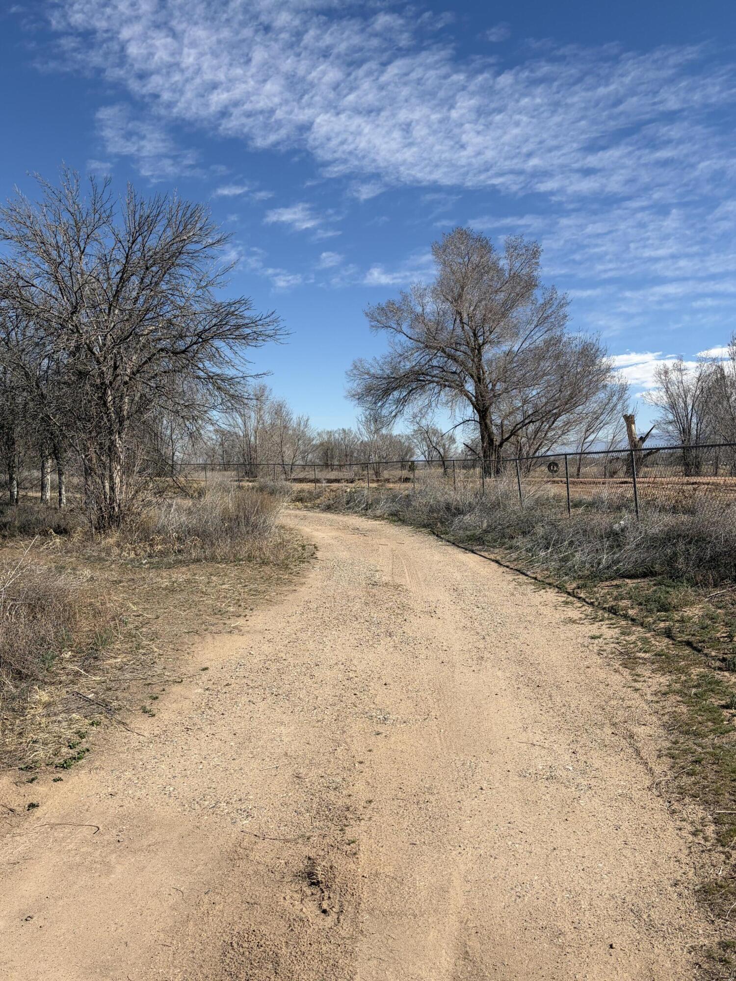 Photo 10 — 30 Pluma Road