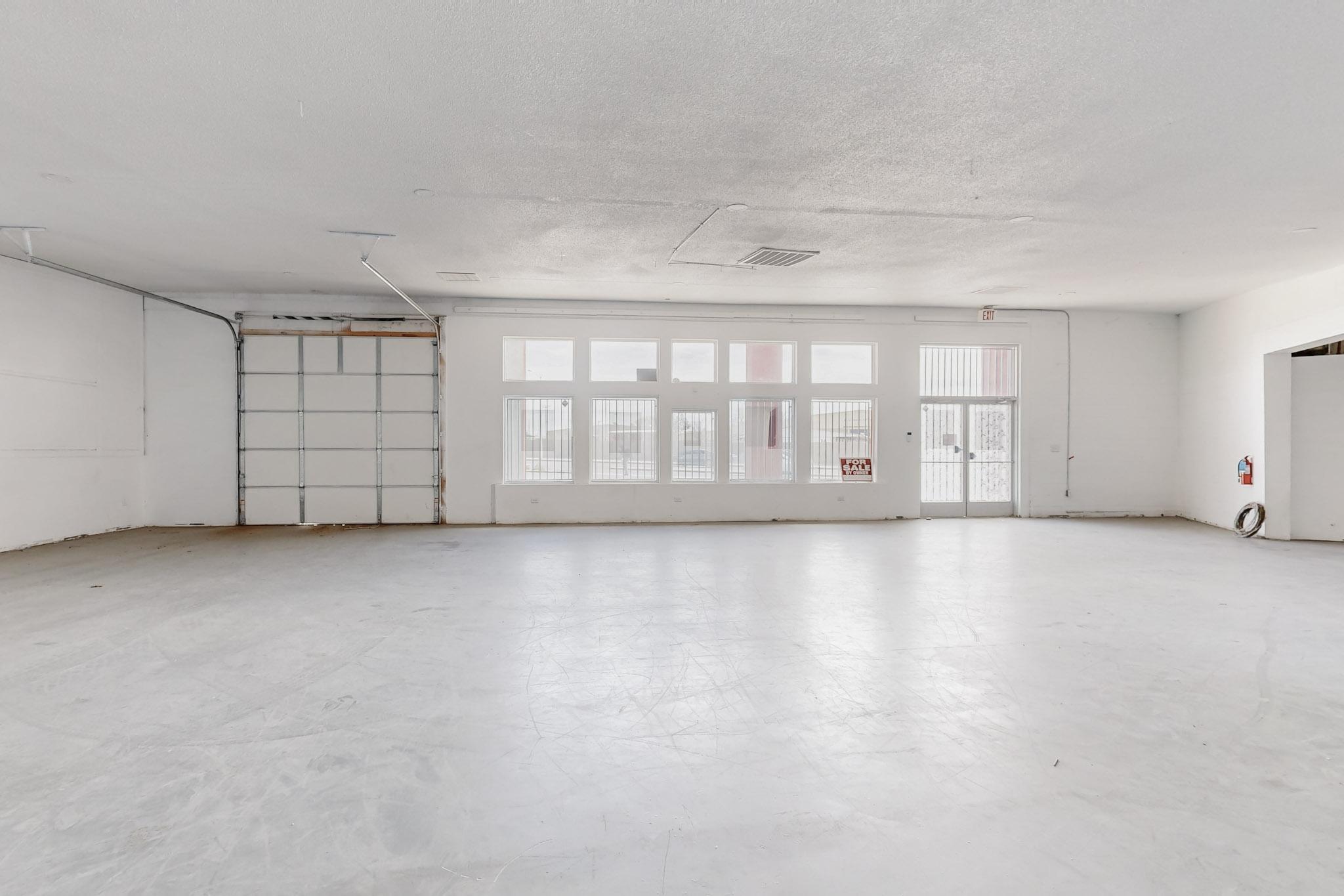Photo 19 — 6417 Lomas Boulevard NE