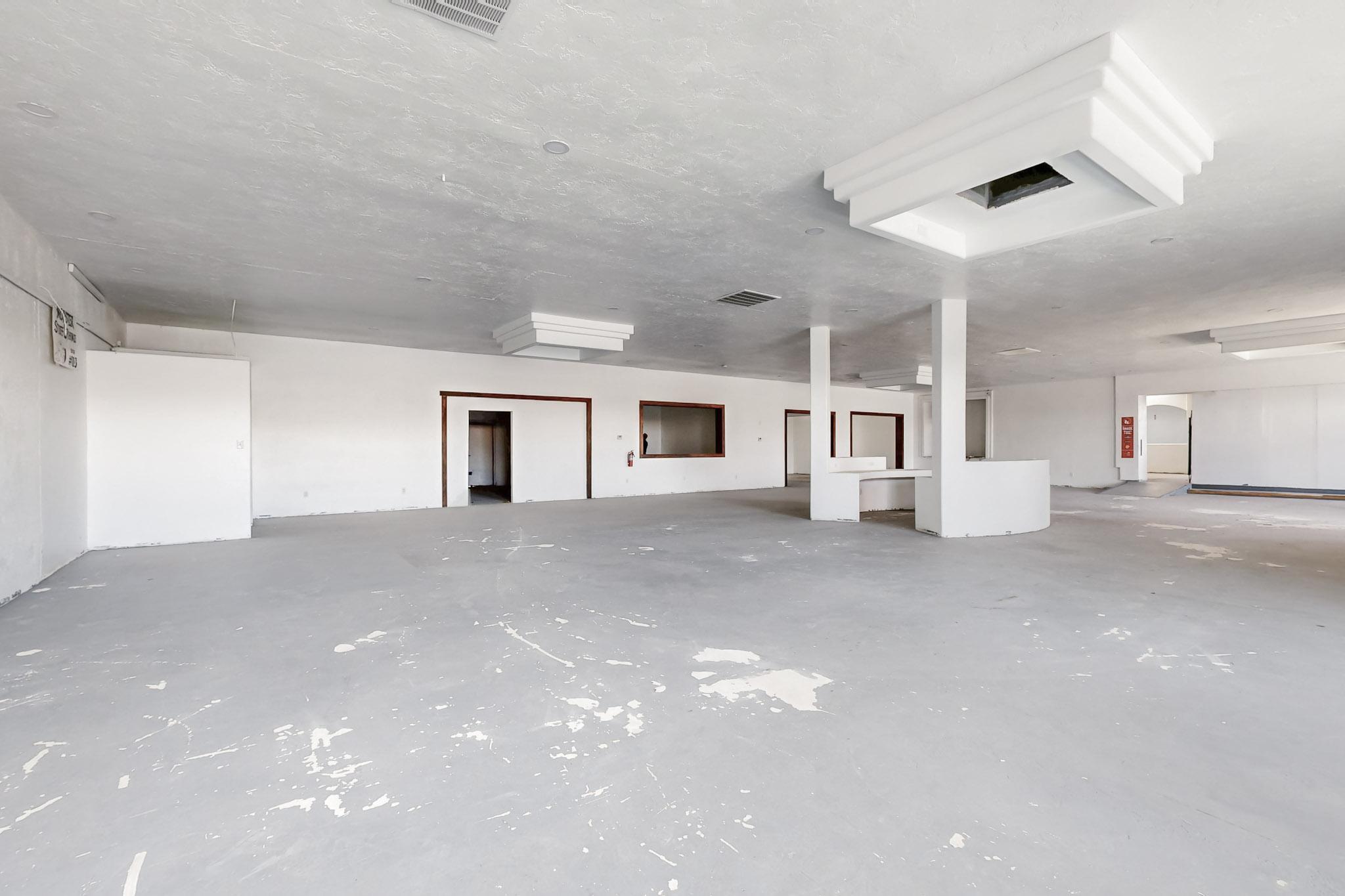 Photo 5 — 6405 Lomas Boulevard NE