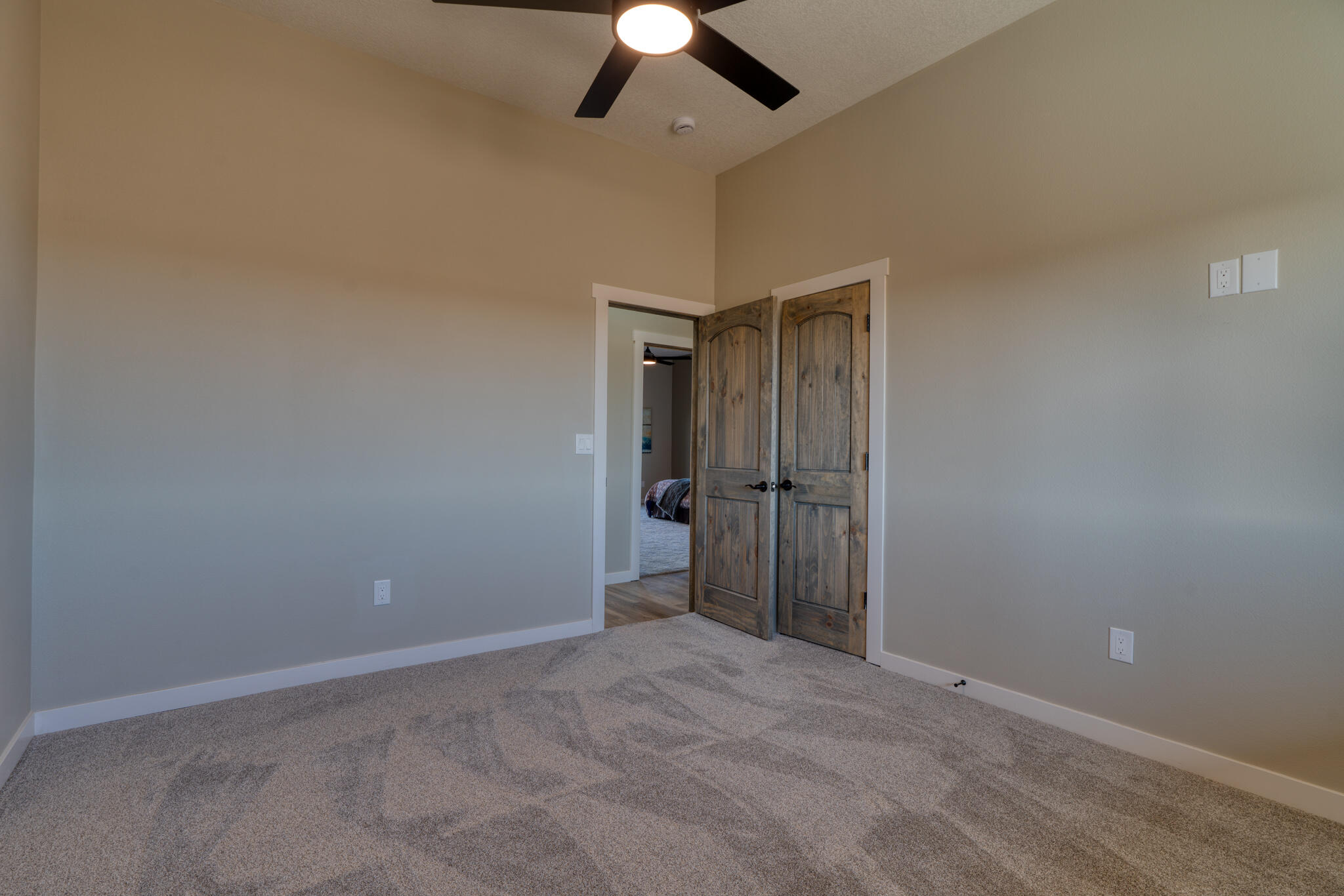 Photo 12 — 6 Lobo Drive
