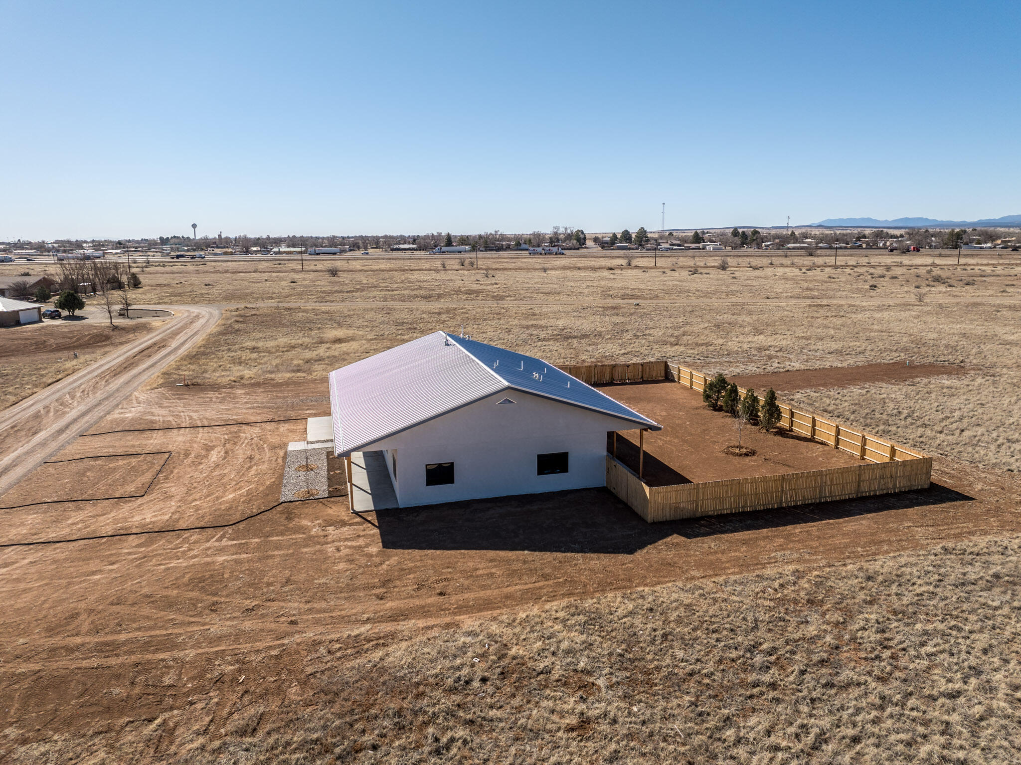 Photo 6 — 6 Lobo Drive