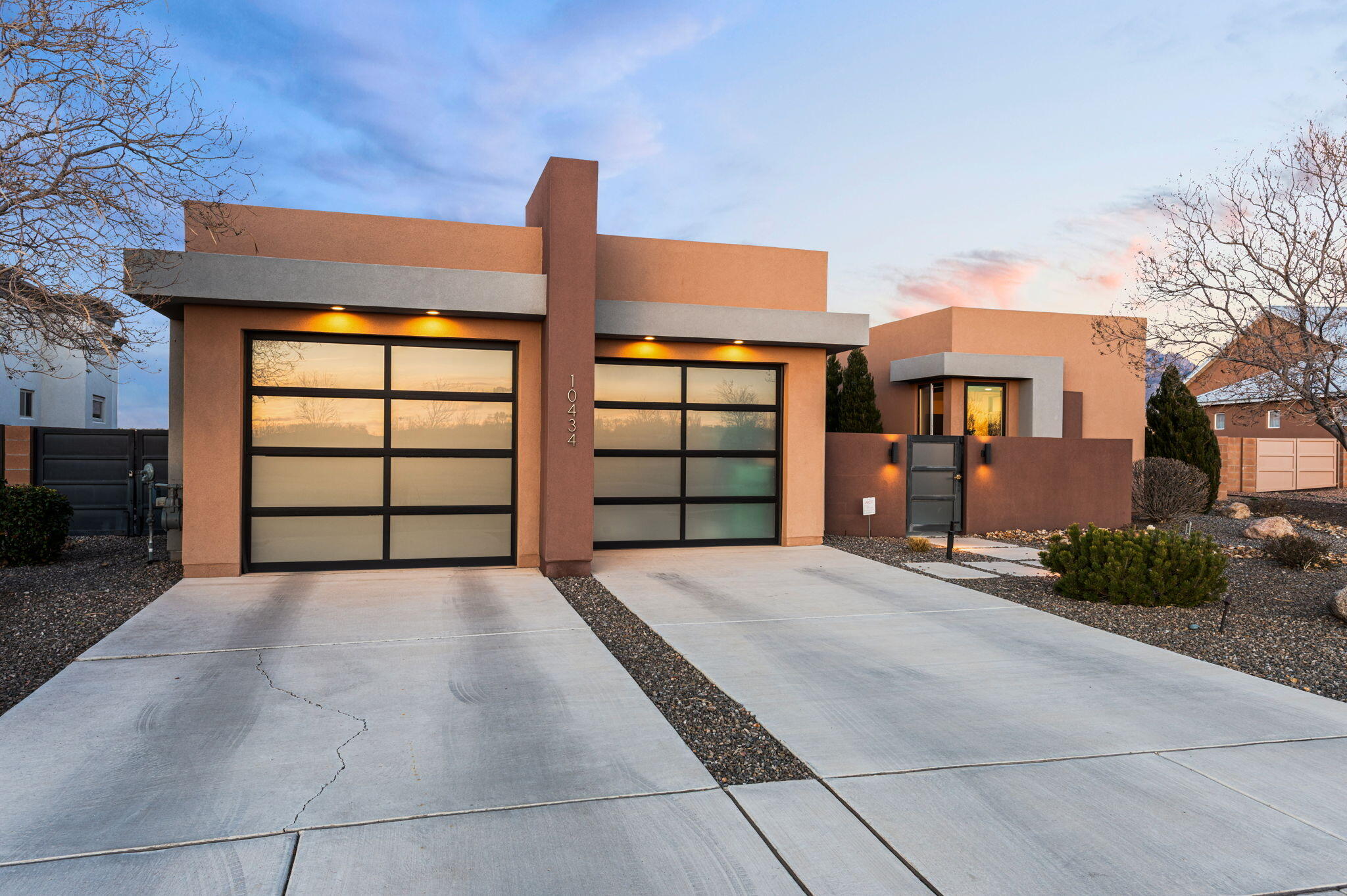 10434 Amara Vista Court NE