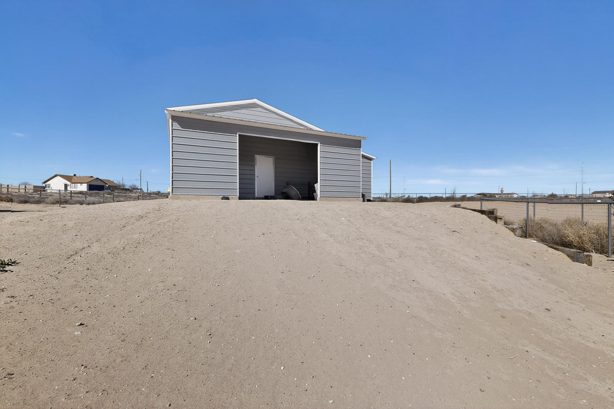 Photo 19 — 890 Idalia Road SW