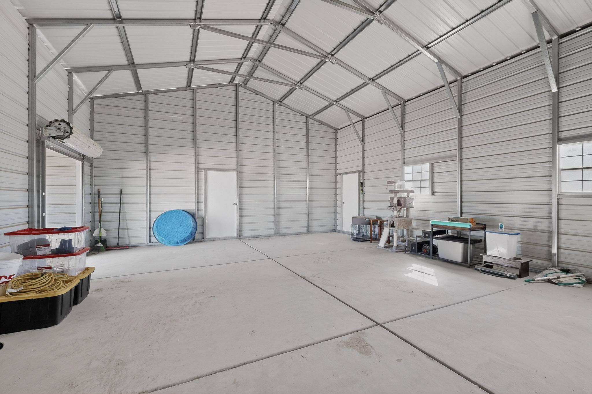 Photo 16 — 890 Idalia Road SW