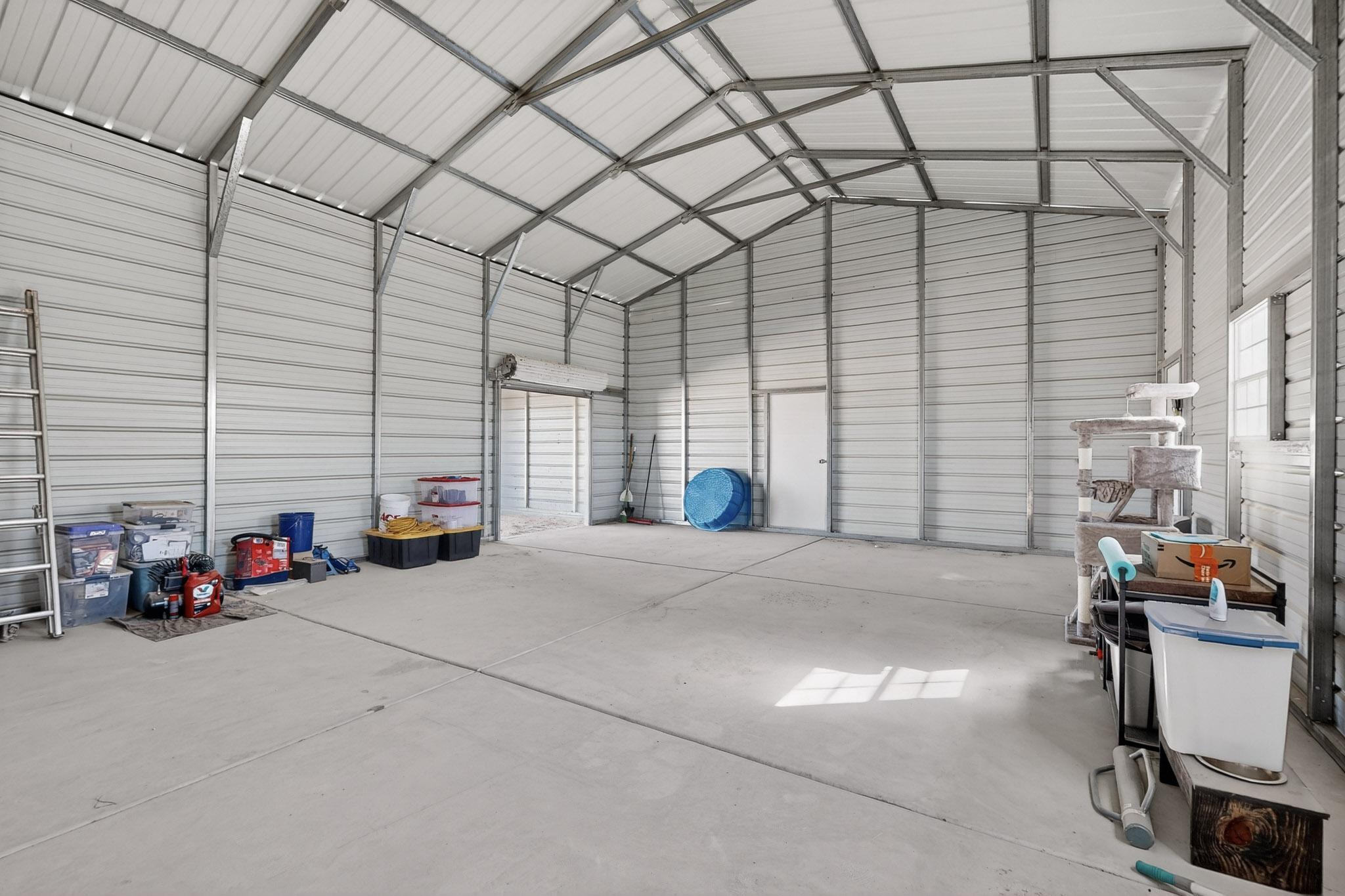 Photo 15 — 890 Idalia Road SW