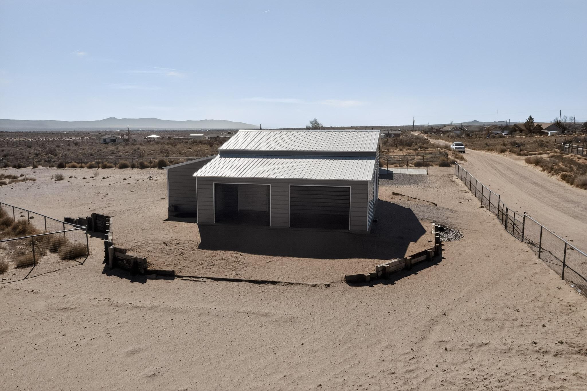 Photo 4 — 890 Idalia Road SW