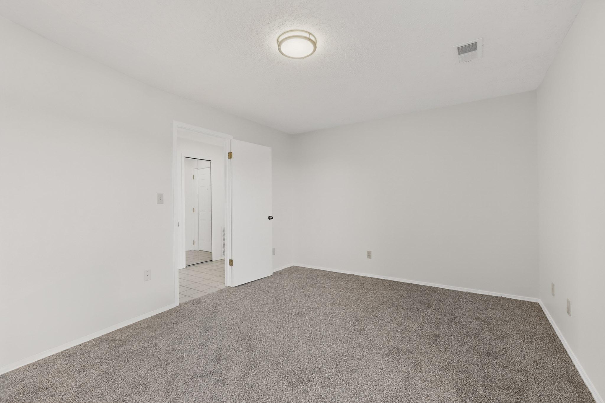 Photo 20 — 823 Country Club Drive SE APT 2E