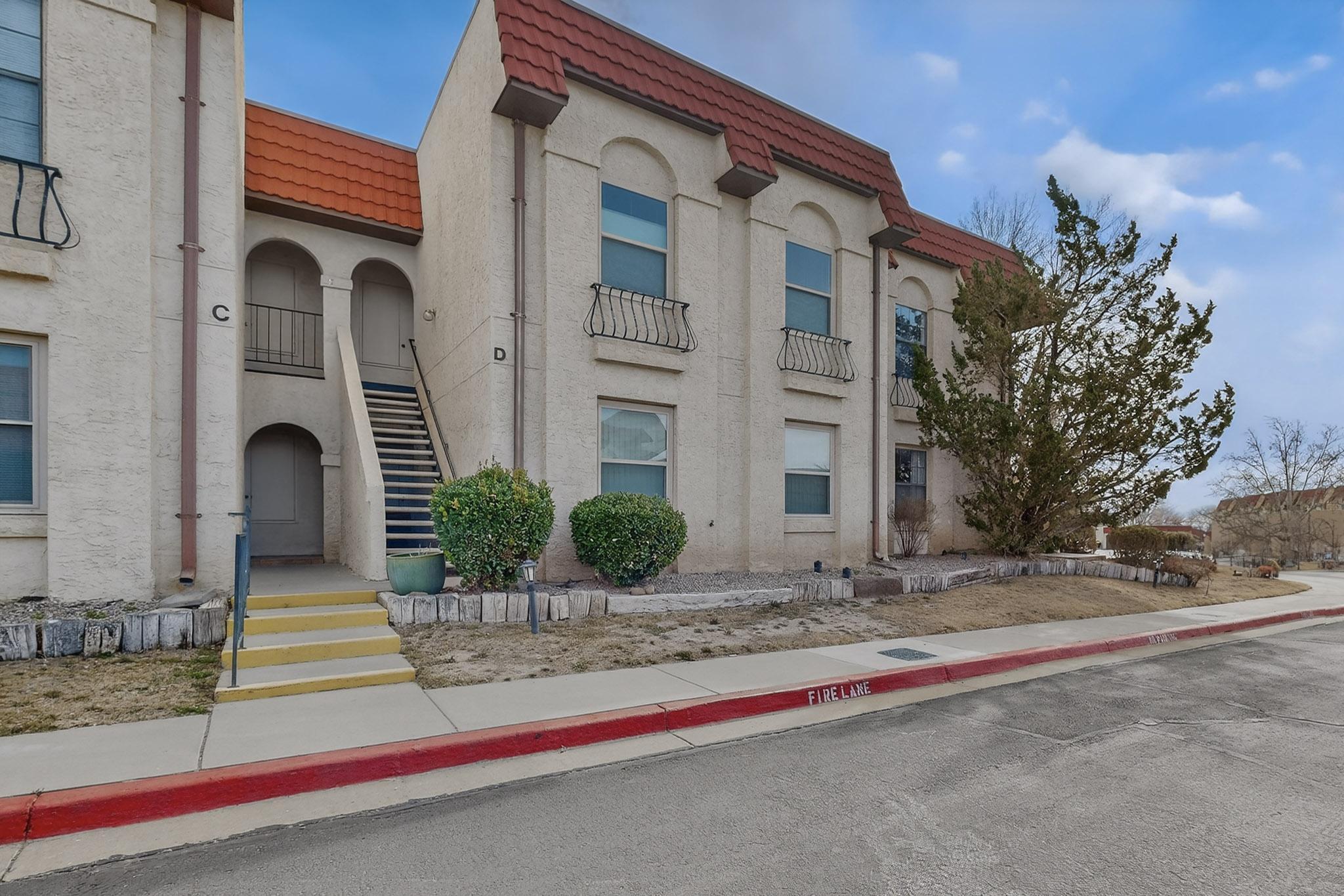Photo 6 — 823 Country Club Drive SE APT 2E