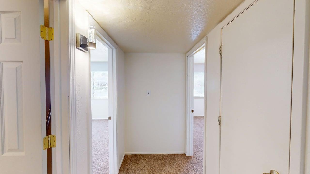 Photo 18 — 3609 Wellesley Drive NE